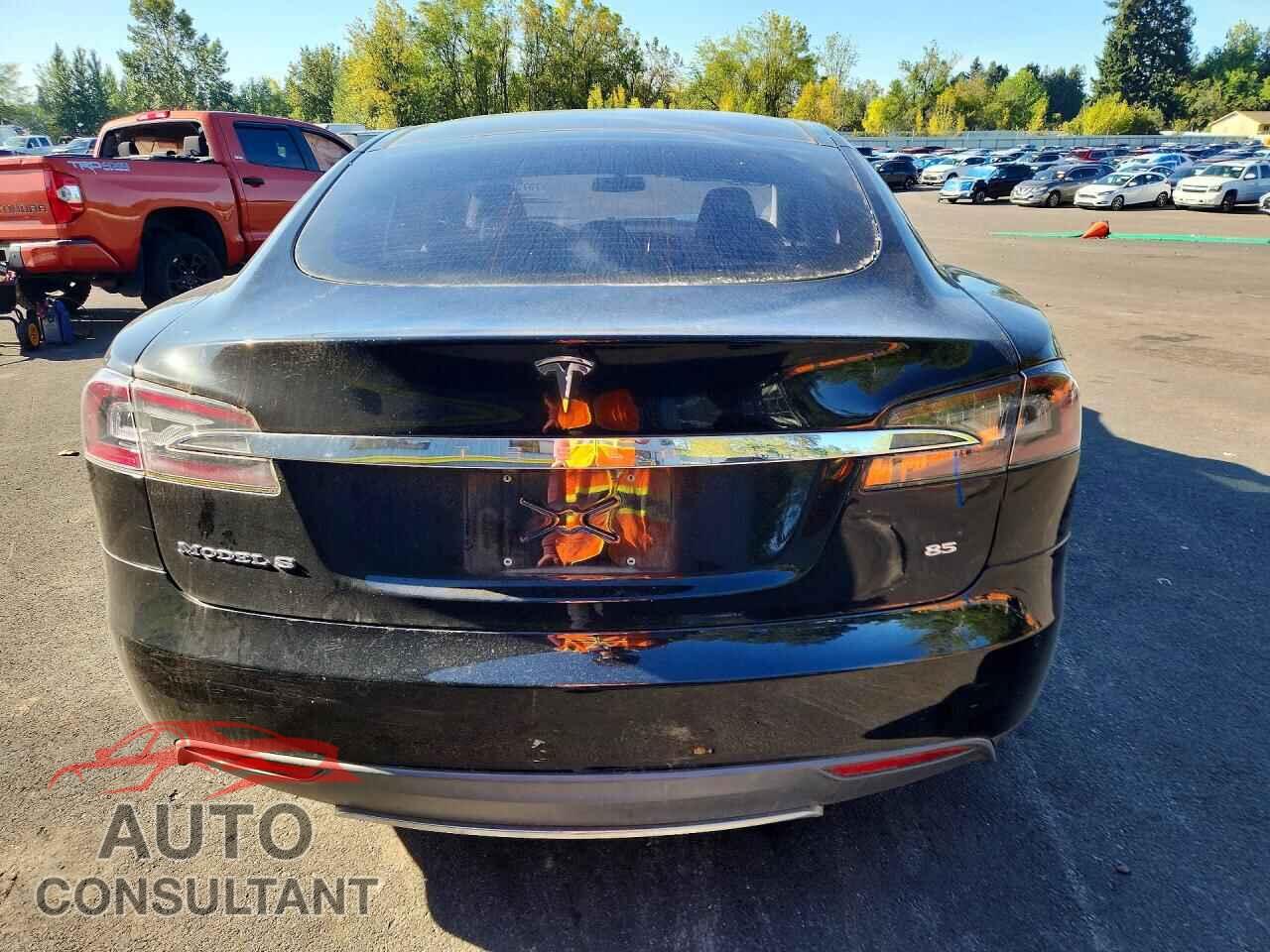 TESLA MODEL S 2014 - 5YJSA1H14EFP50602