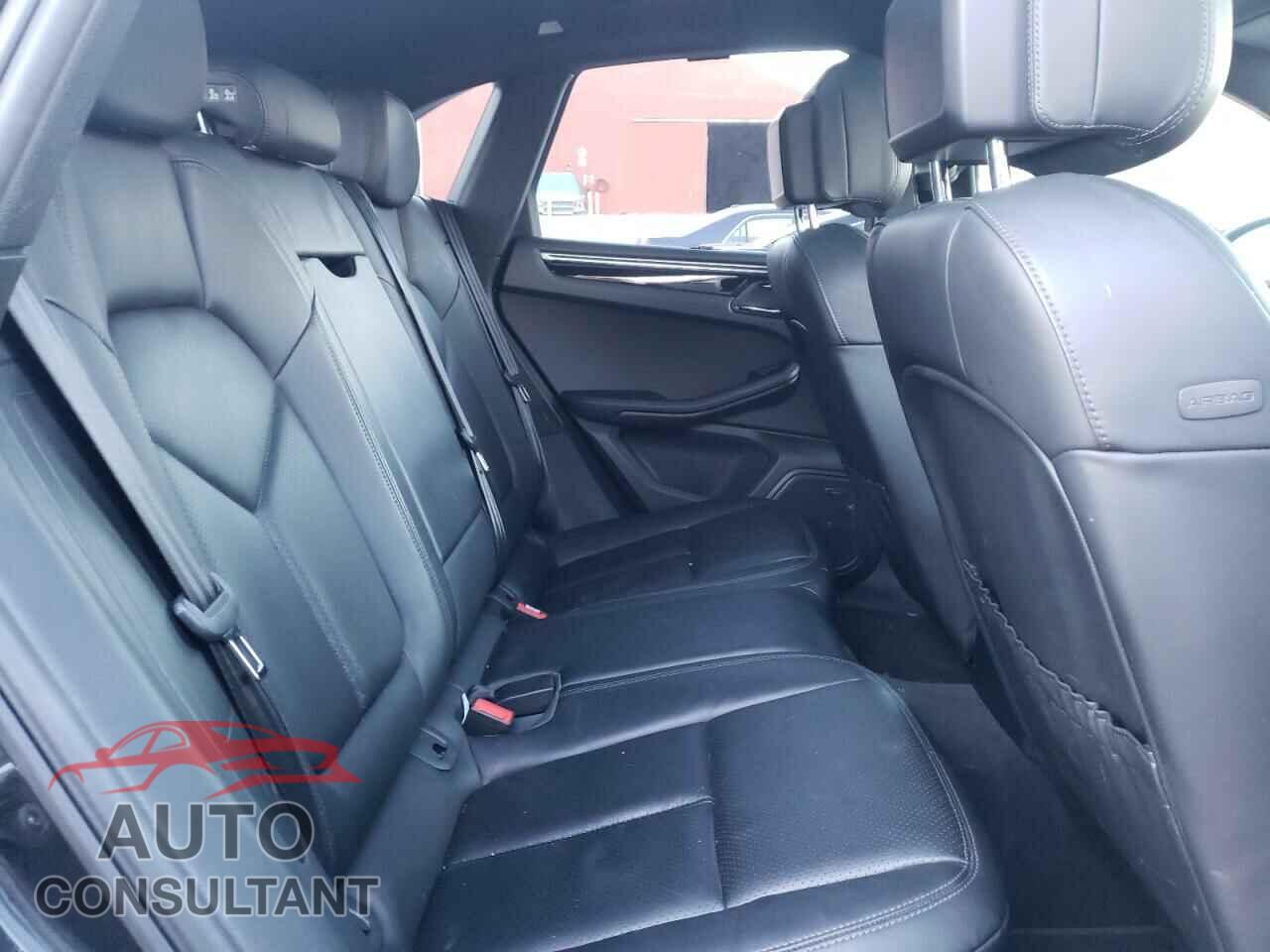 PORSCHE MACAN 2017 - WP1AB2A53HLB10179