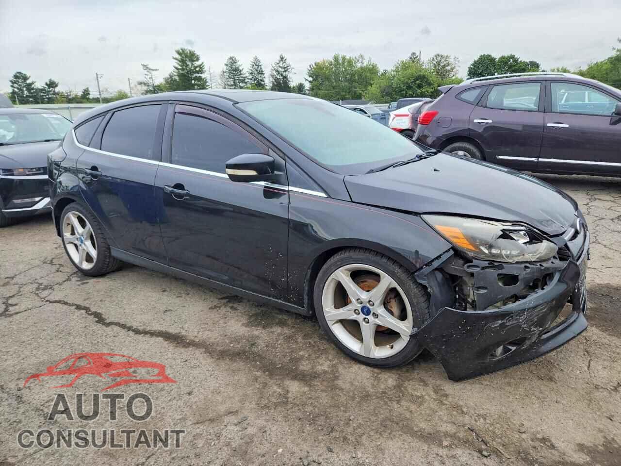 FORD FOCUS 2012 - 1FAHP3N22CL307625