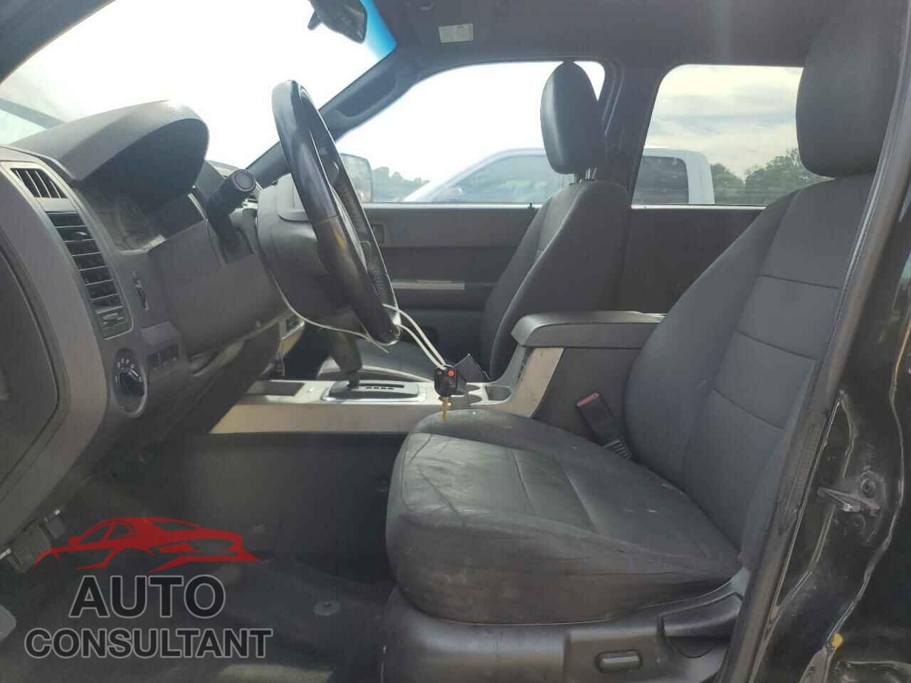 FORD ESCAPE 2011 - 1FMCU0DG4BKB08665