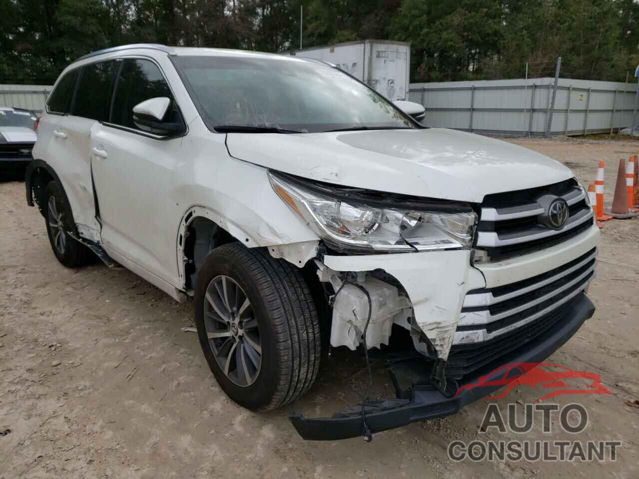 TOYOTA HIGHLANDER 2017 - 5TDKZRFH7HS508488