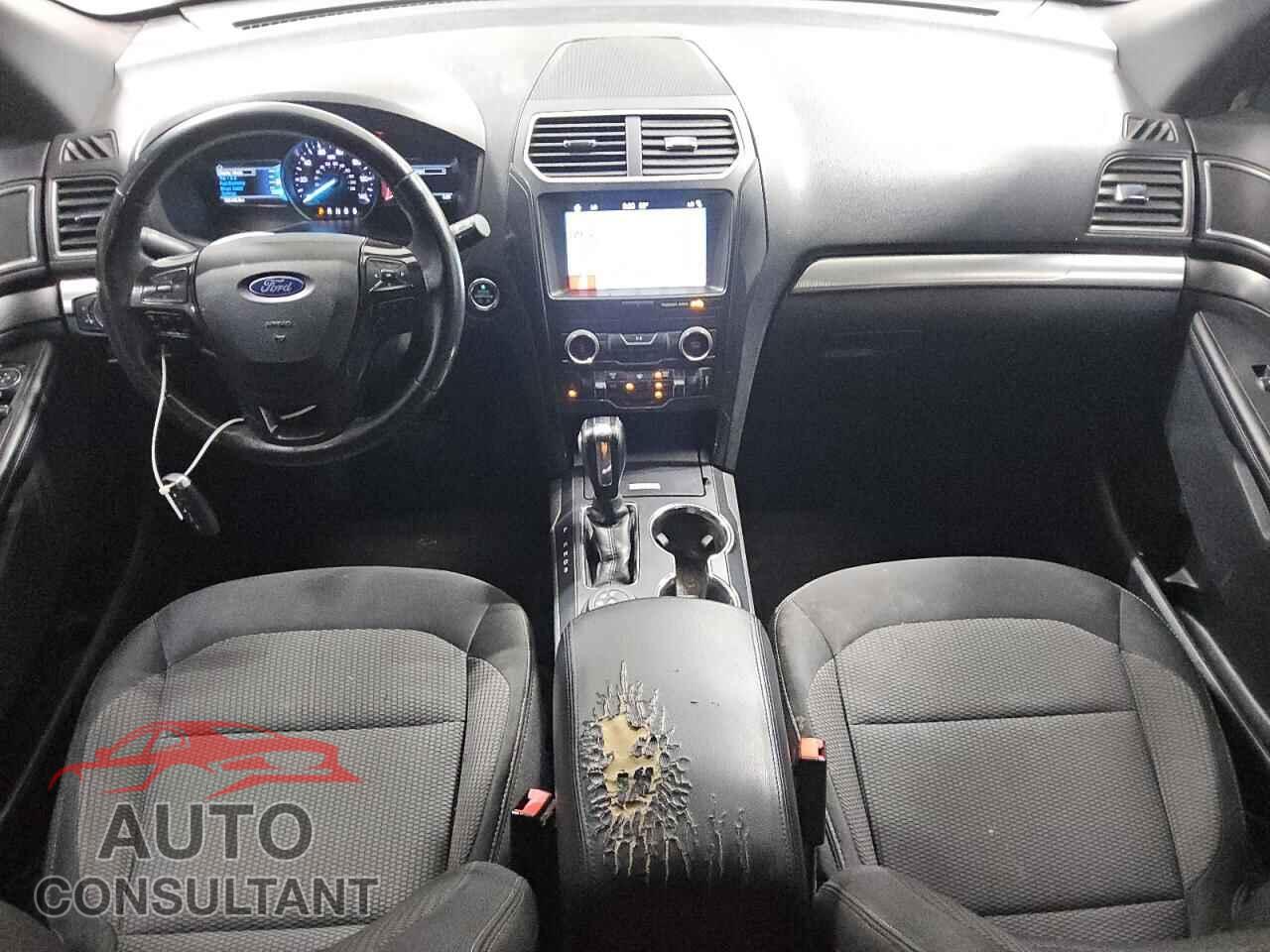 FORD EXPLORER 2018 - 1FM5K8D88JGC06959