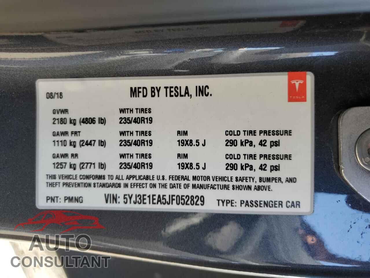 TESLA MODEL 3 2018 - 5YJ3E1EA5JF052829