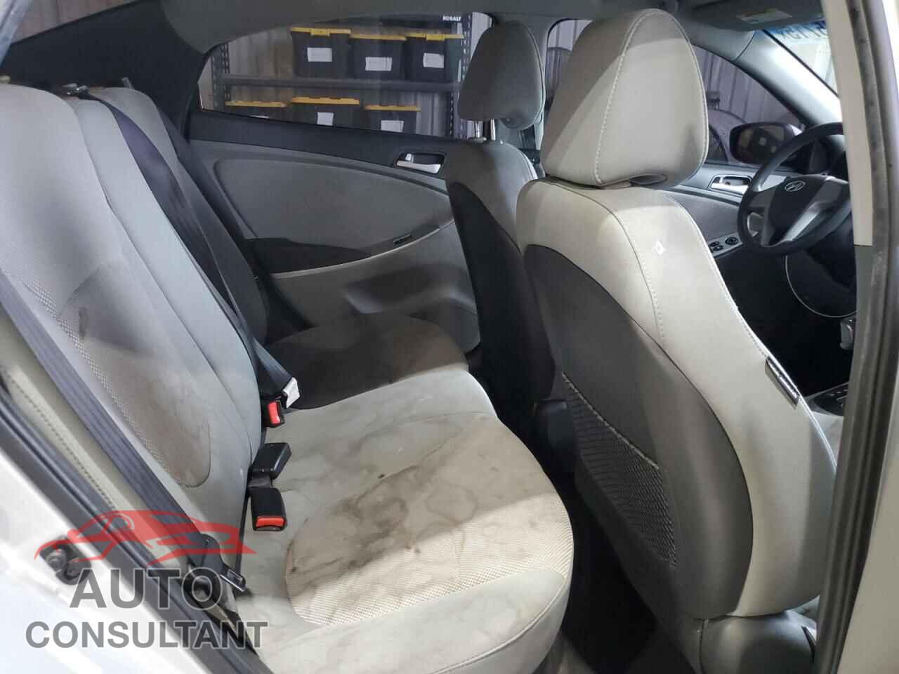 HYUNDAI ACCENT 2013 - KMHCT4AEXDU574752