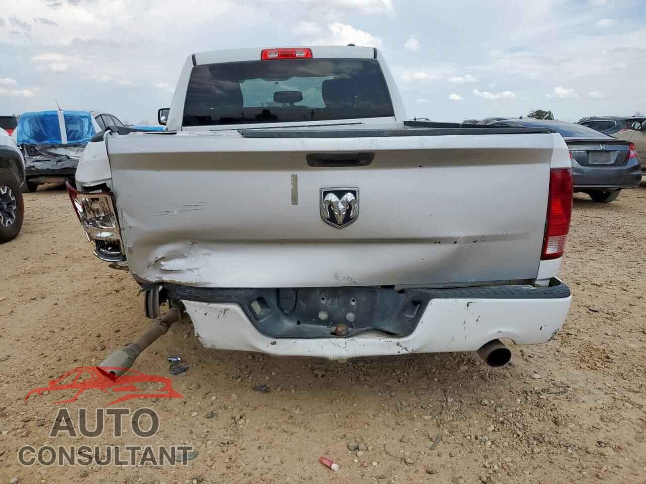 DODGE RAM 1500 2012 - 1C6RD6FT0CS169340