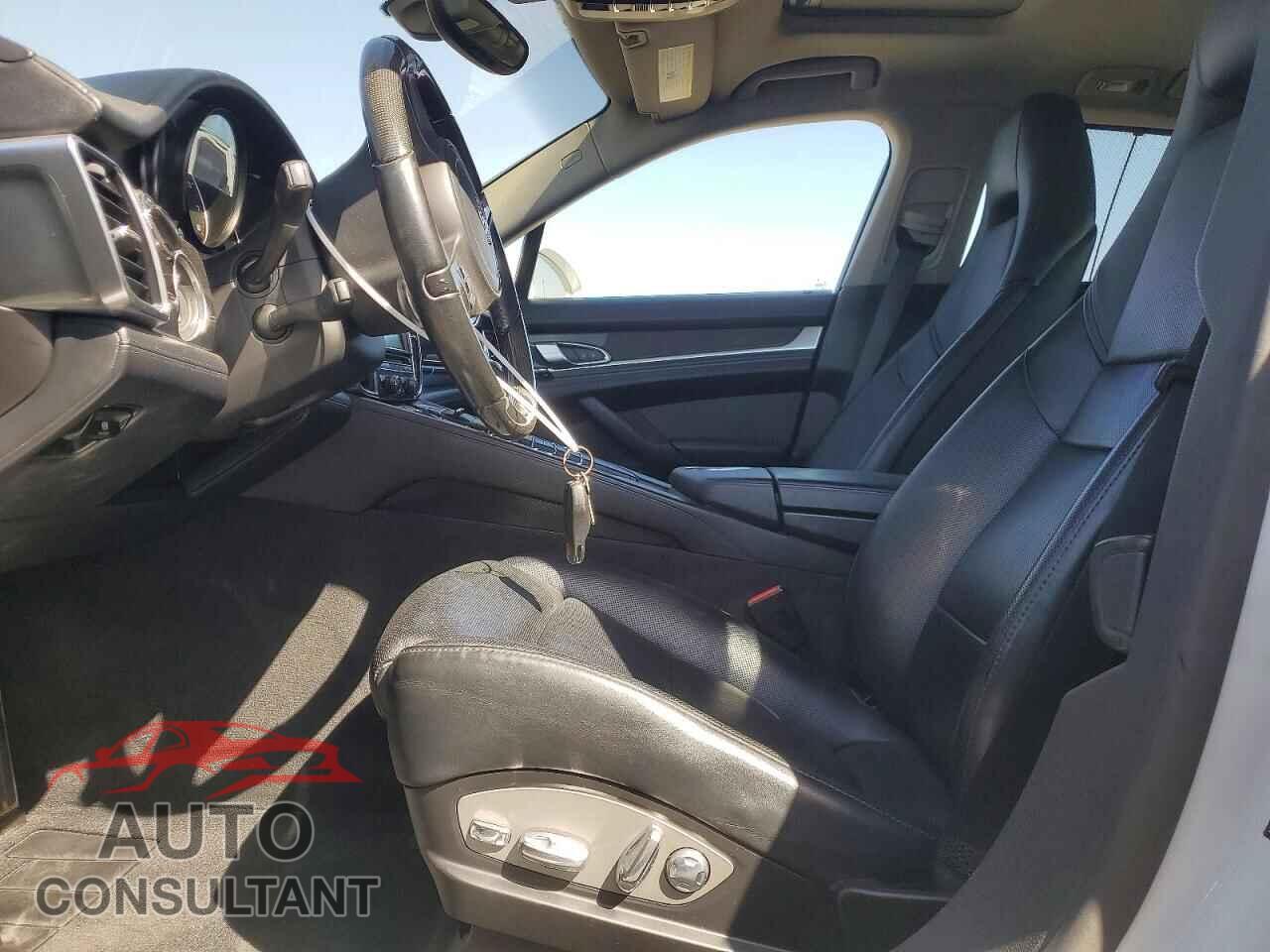 PORSCHE PANAMERA 2013 - WP0AA2A75DL015641