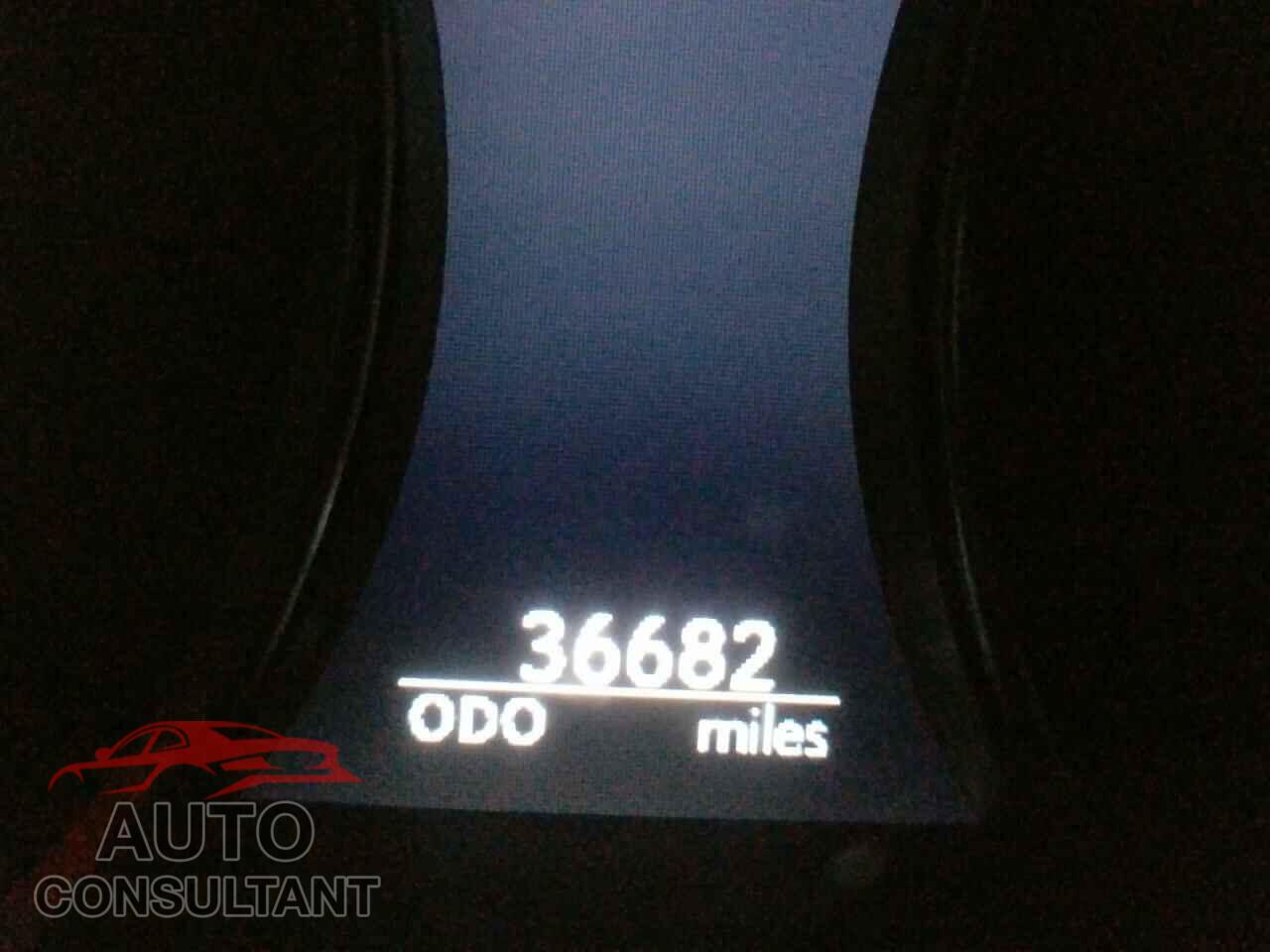 LEXUS LS460 2017 - JTHBL5EF7H5144426