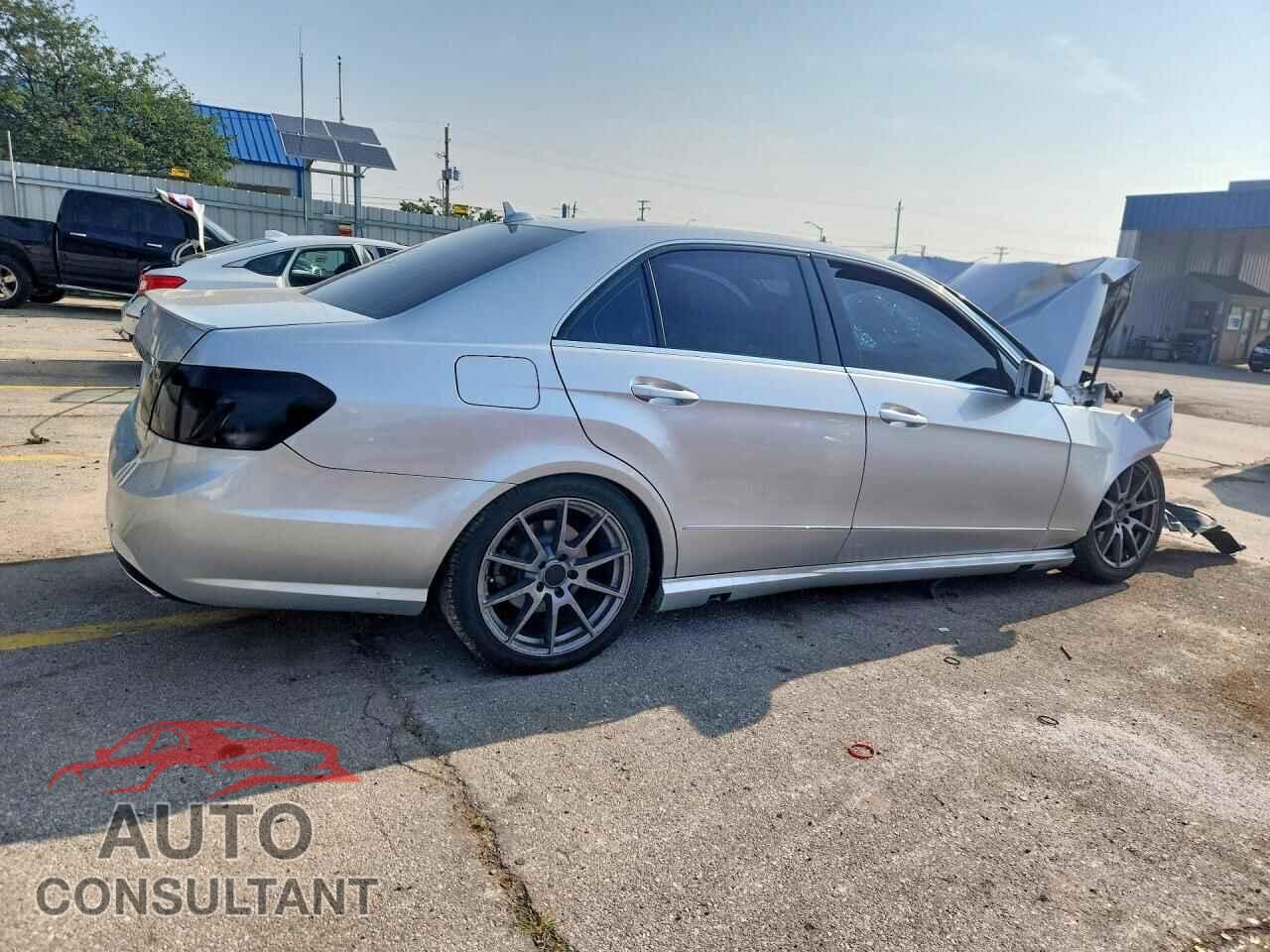 MERCEDES-BENZ E-CLASS 2013 - WDDHF8JB2DA740395