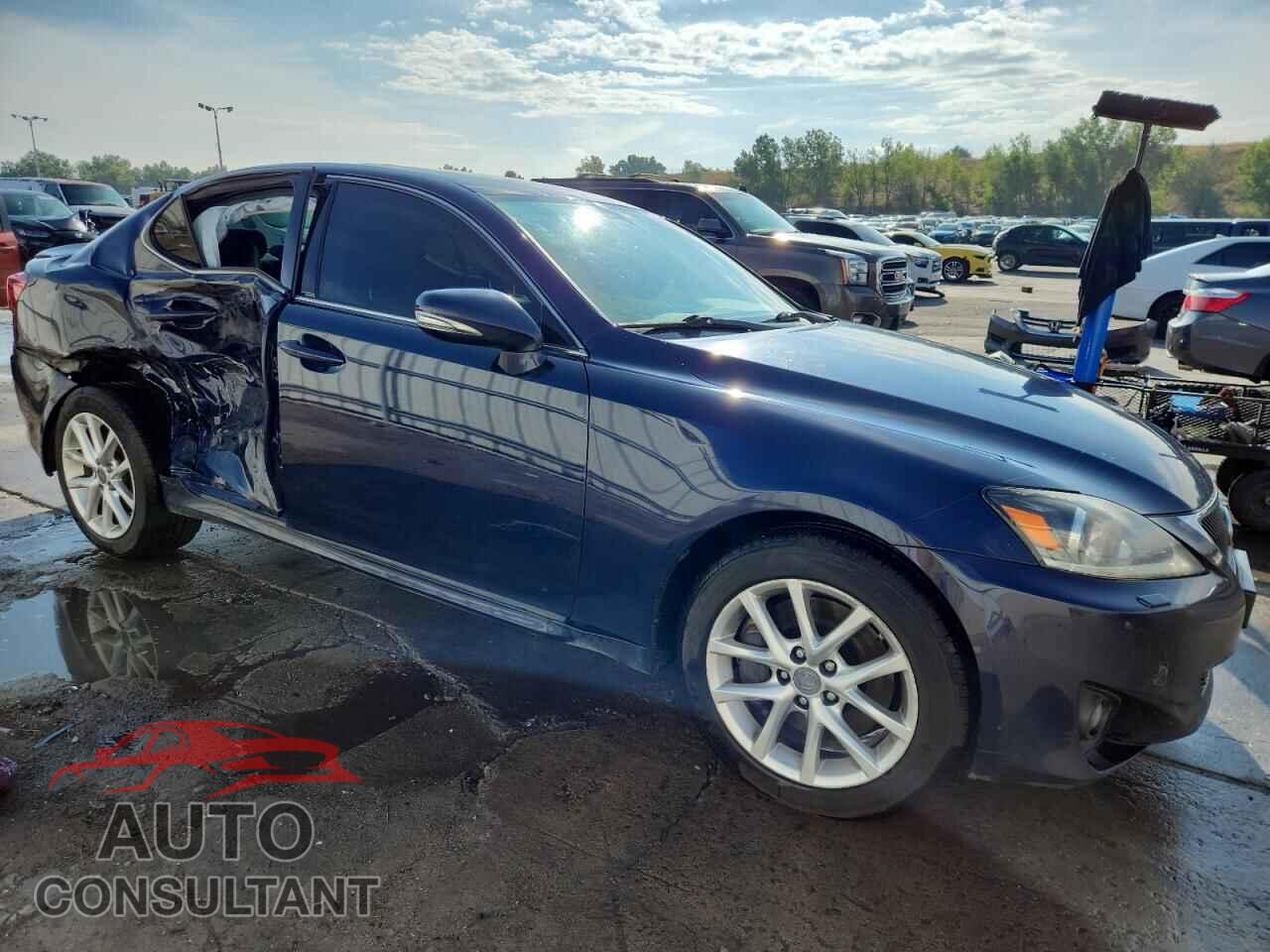 LEXUS IS 2011 - JTHCE5C20B5001467
