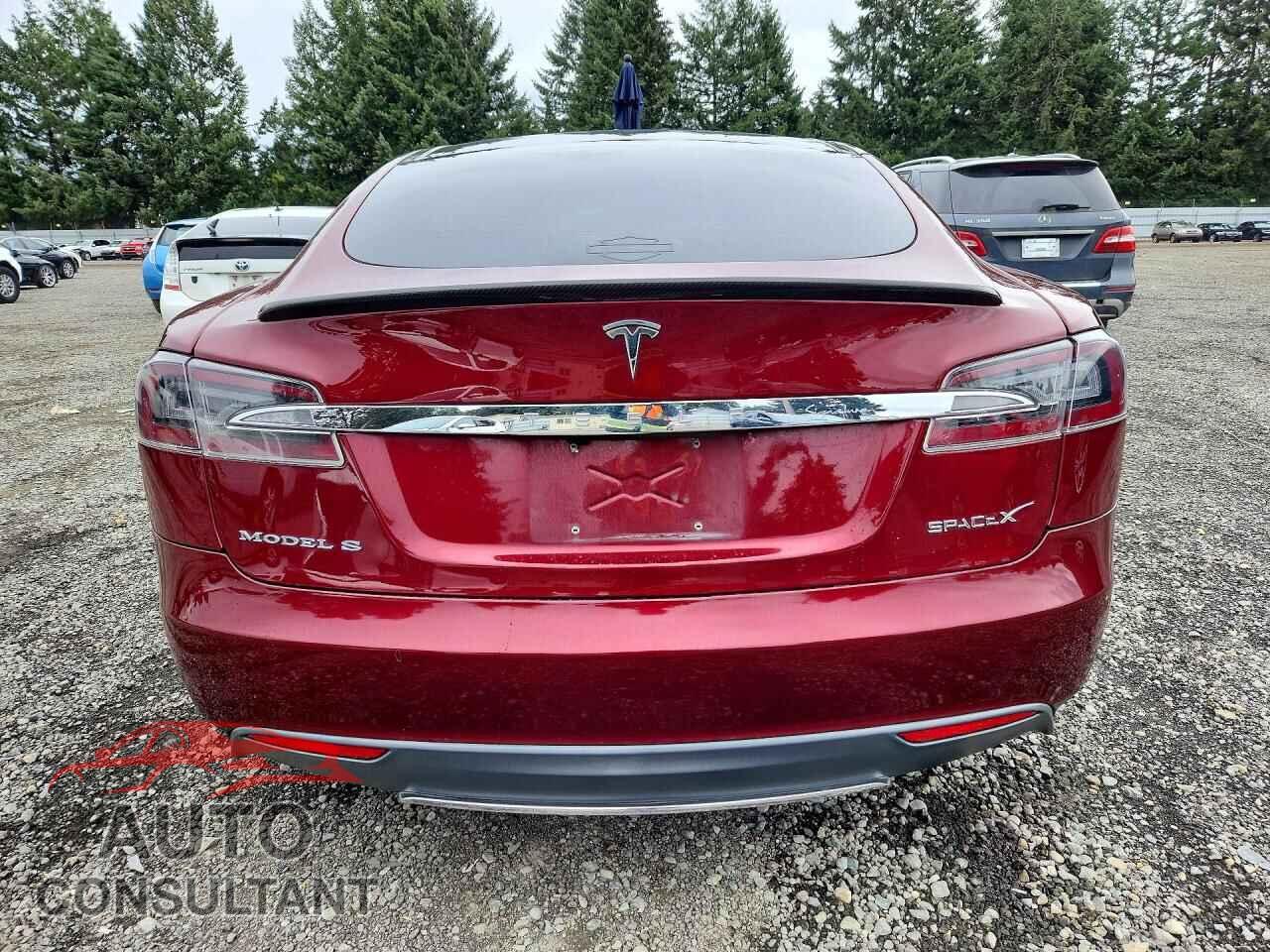 TESLA MODEL S 2012 - 5YJSA1DP9CFS00318