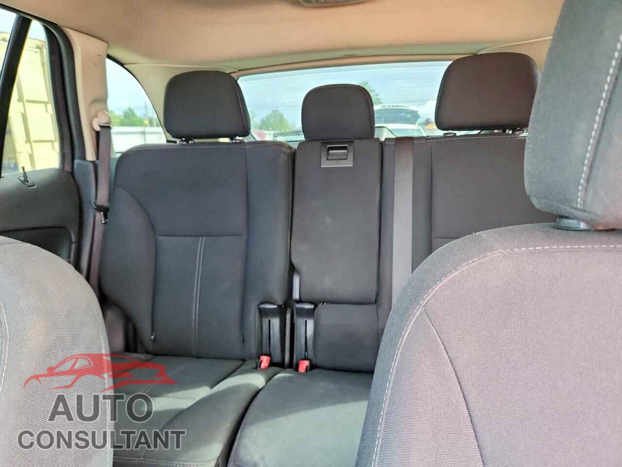 FORD EDGE 2011 - 2FMDK3GC0BBA04883