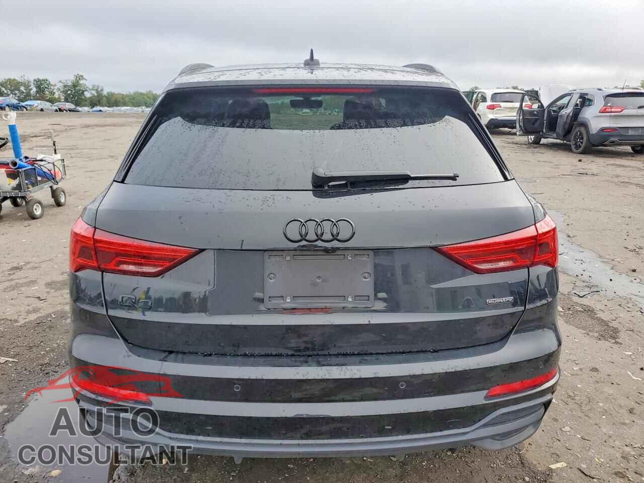 AUDI Q3 2023 - WA1EECF37P1131712