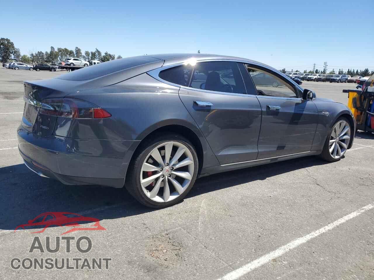TESLA MODEL S 2015 - 5YJSA1H48FF080760