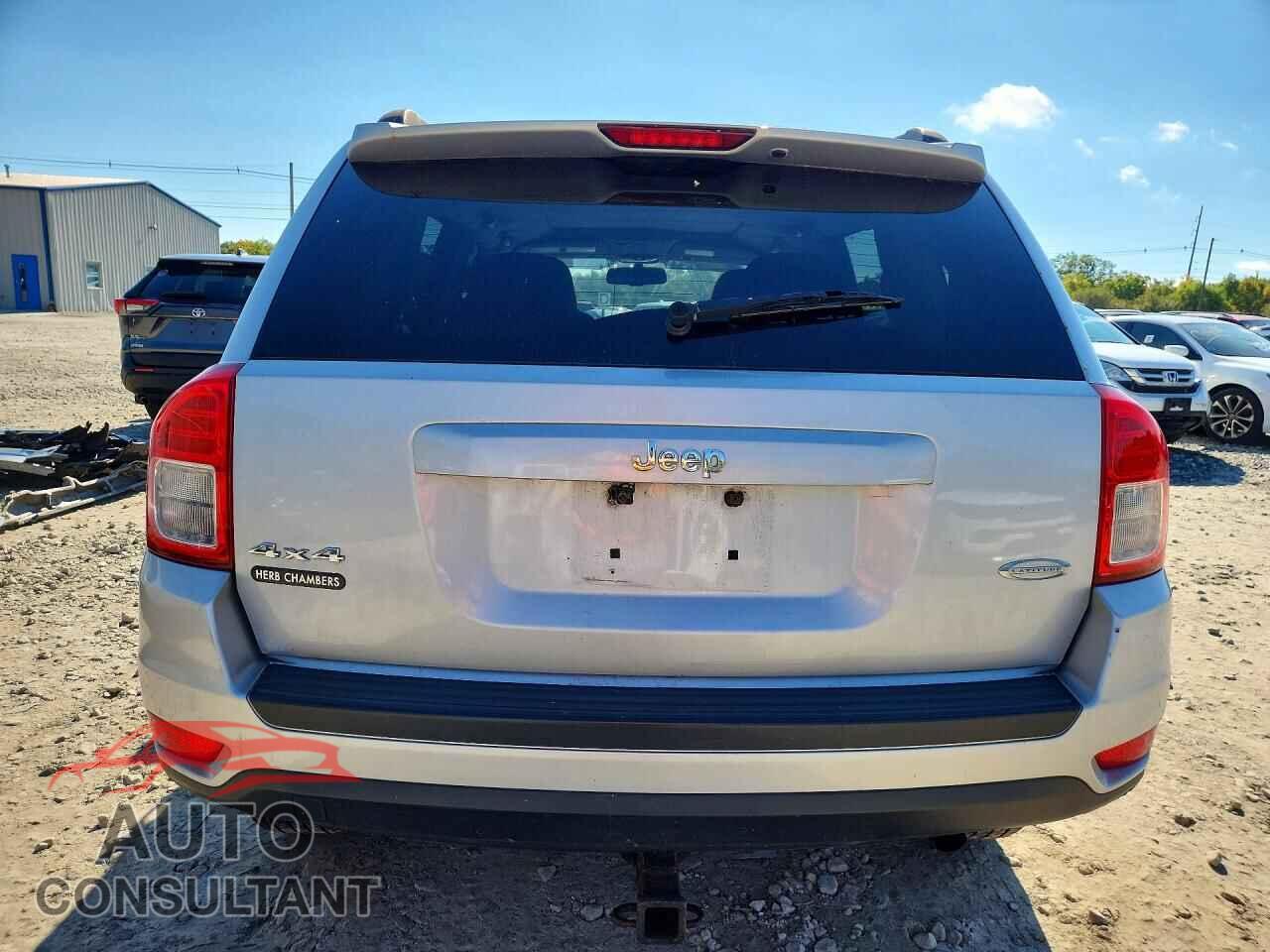 JEEP COMPASS 2011 - 1J4NF1FB6BD282783