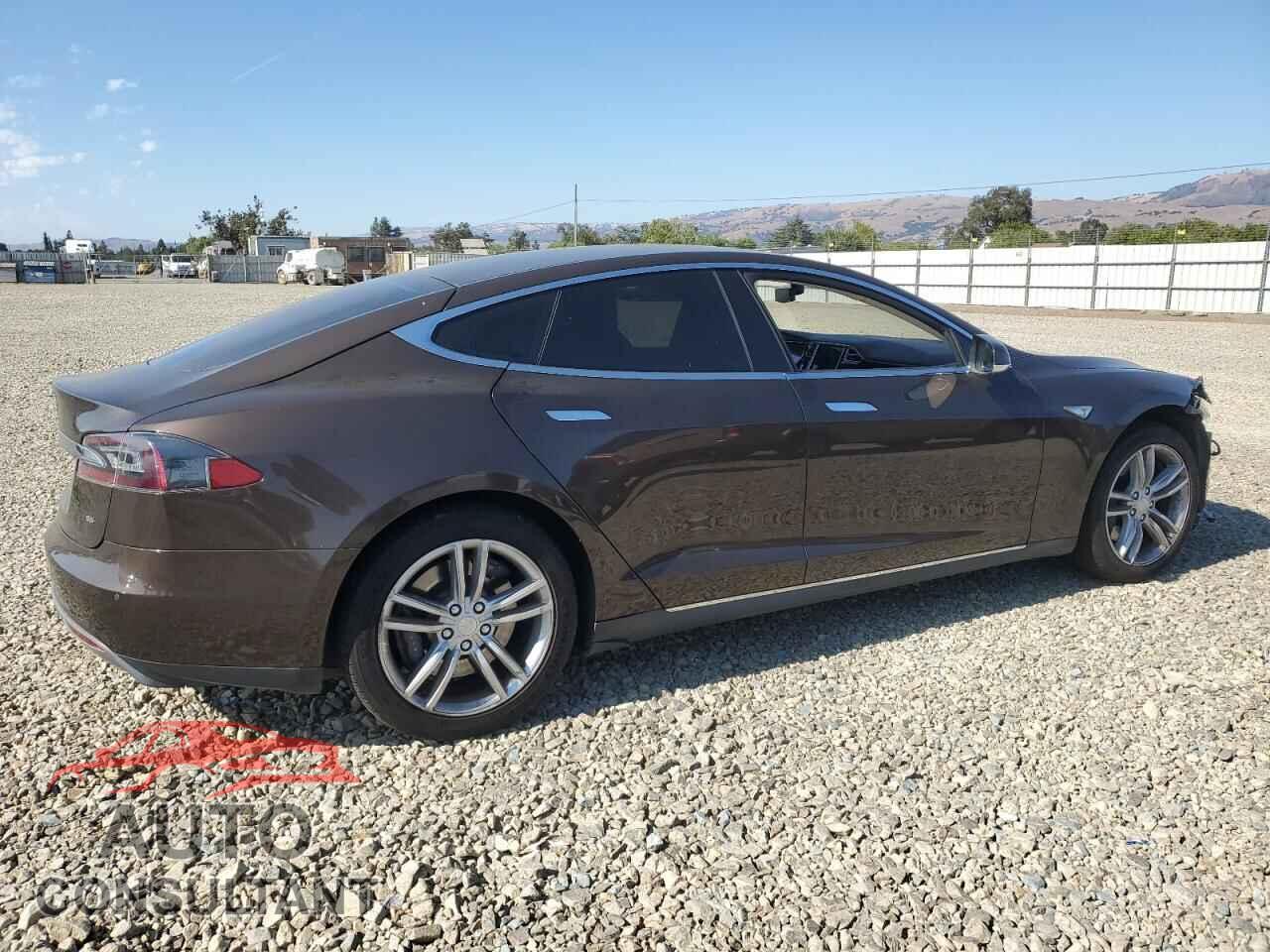 TESLA MODEL S 2014 - 5YJSA1H10EFP32193