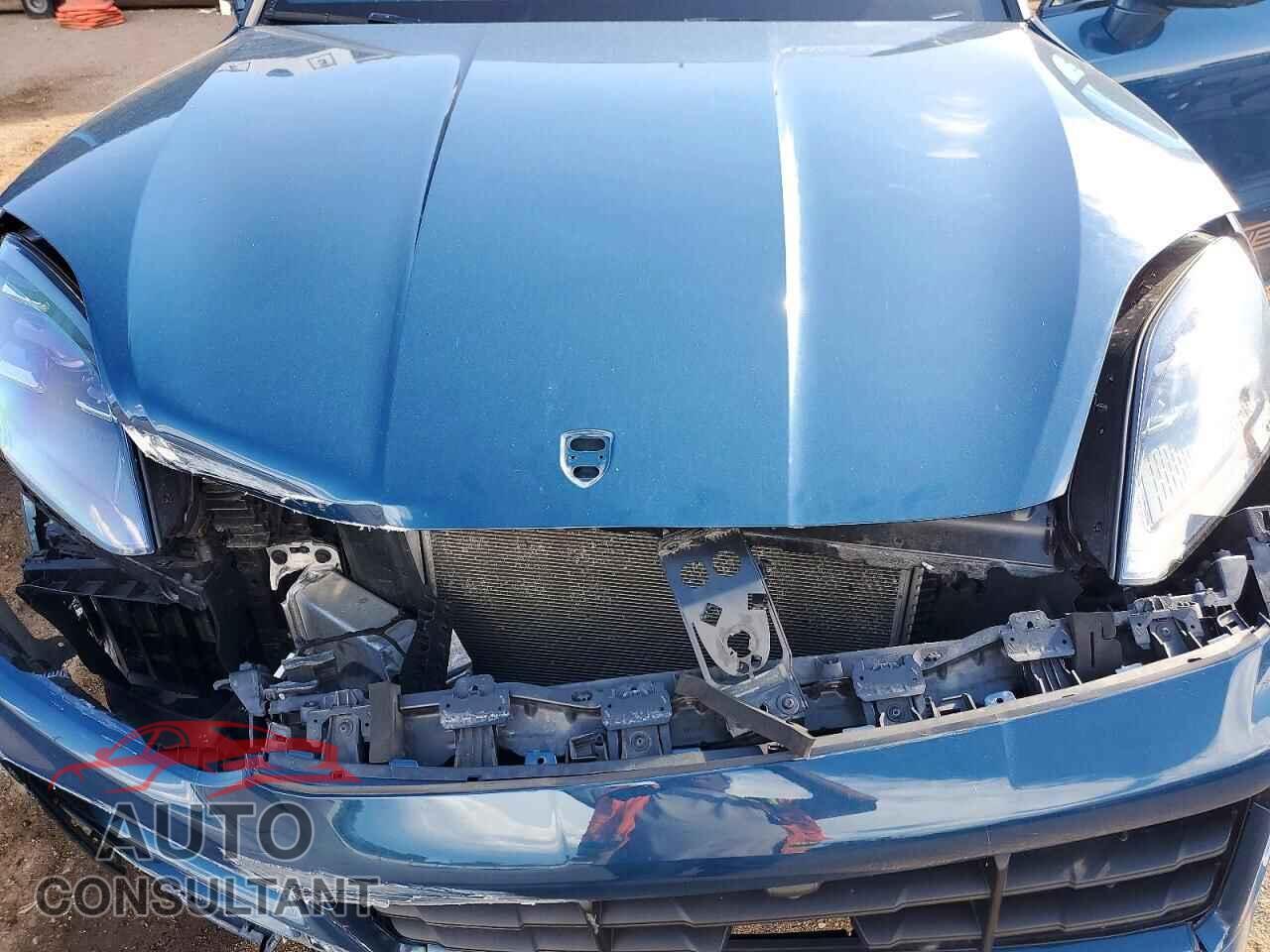 PORSCHE CAYENNE 2024 - WP1AE2AY8RDA29353