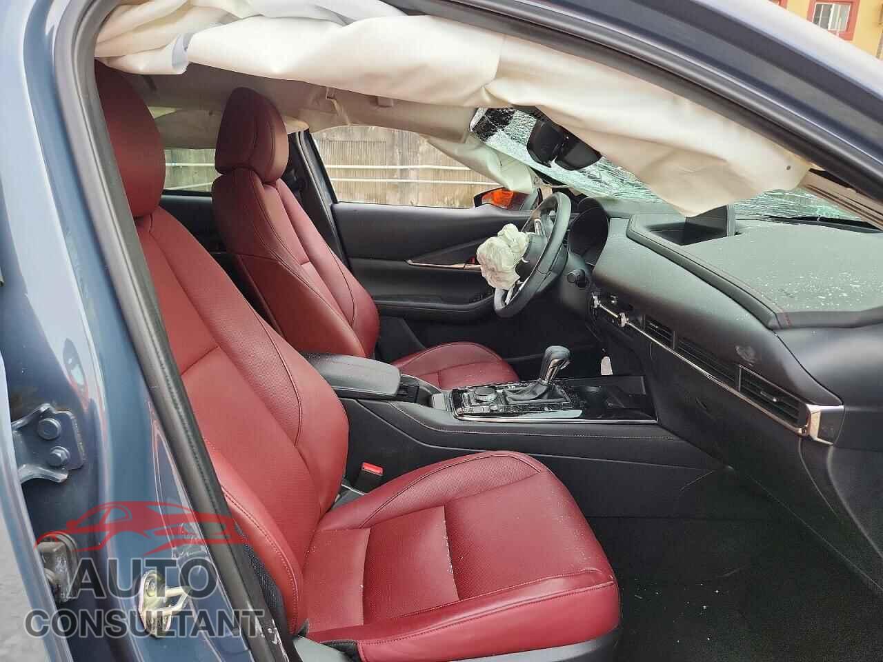 MAZDA CX30 2023 - 3MVDMBCM9PM563814