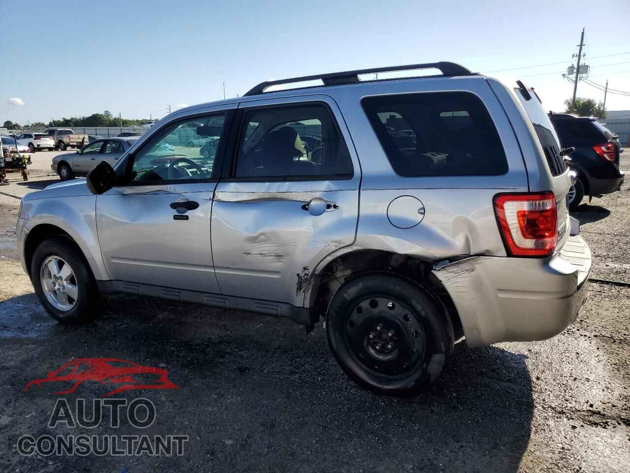 FORD ESCAPE 2011 - 1FMCU0D70BKB57779