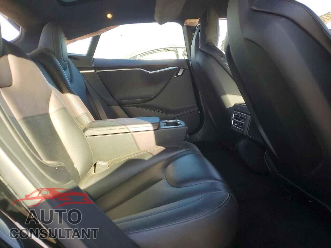 TESLA MODEL S 2015 - 5YJSA4H19FFP76180