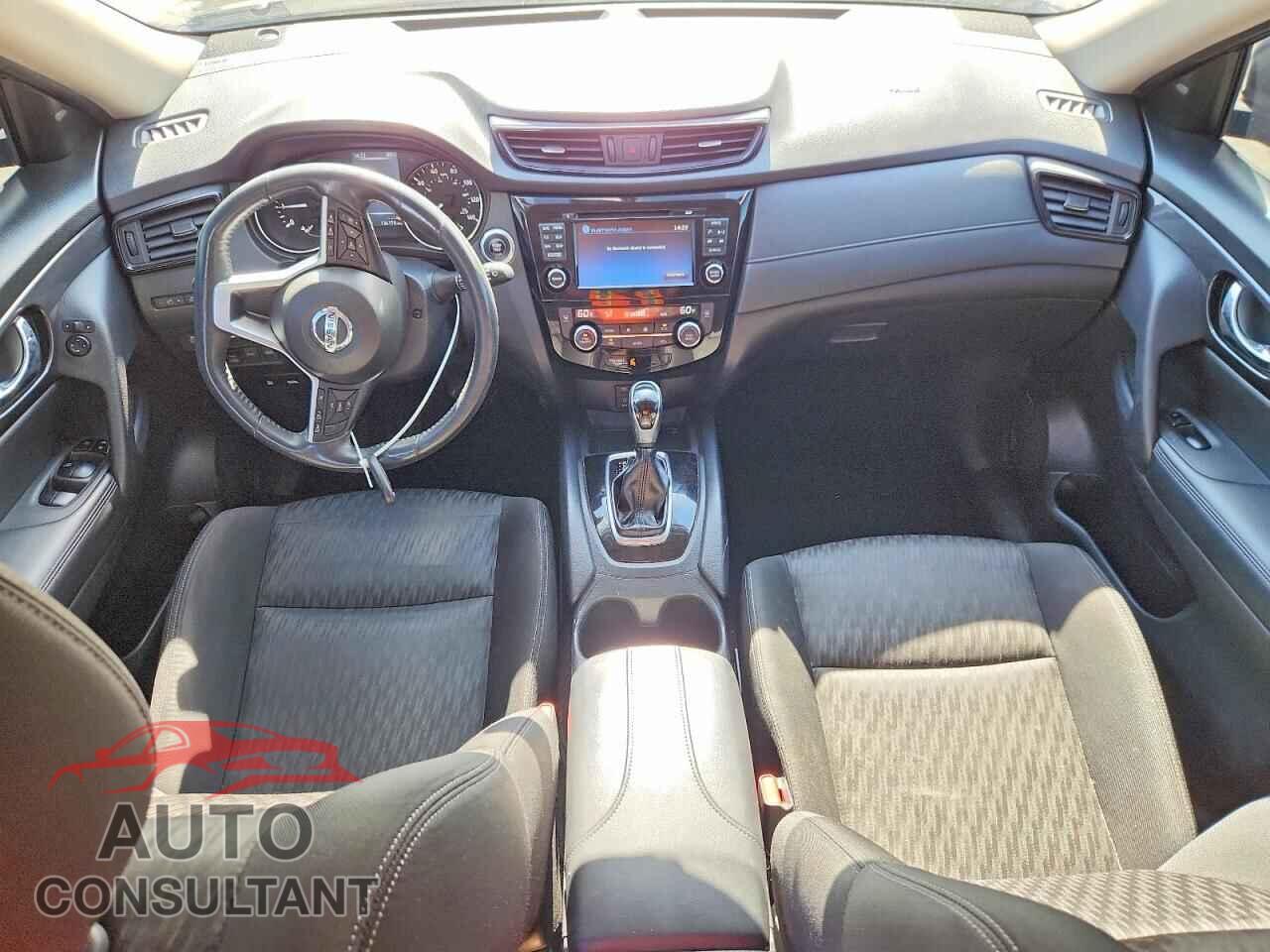 NISSAN ROGUE 2017 - KNMAT2MV7HP542230