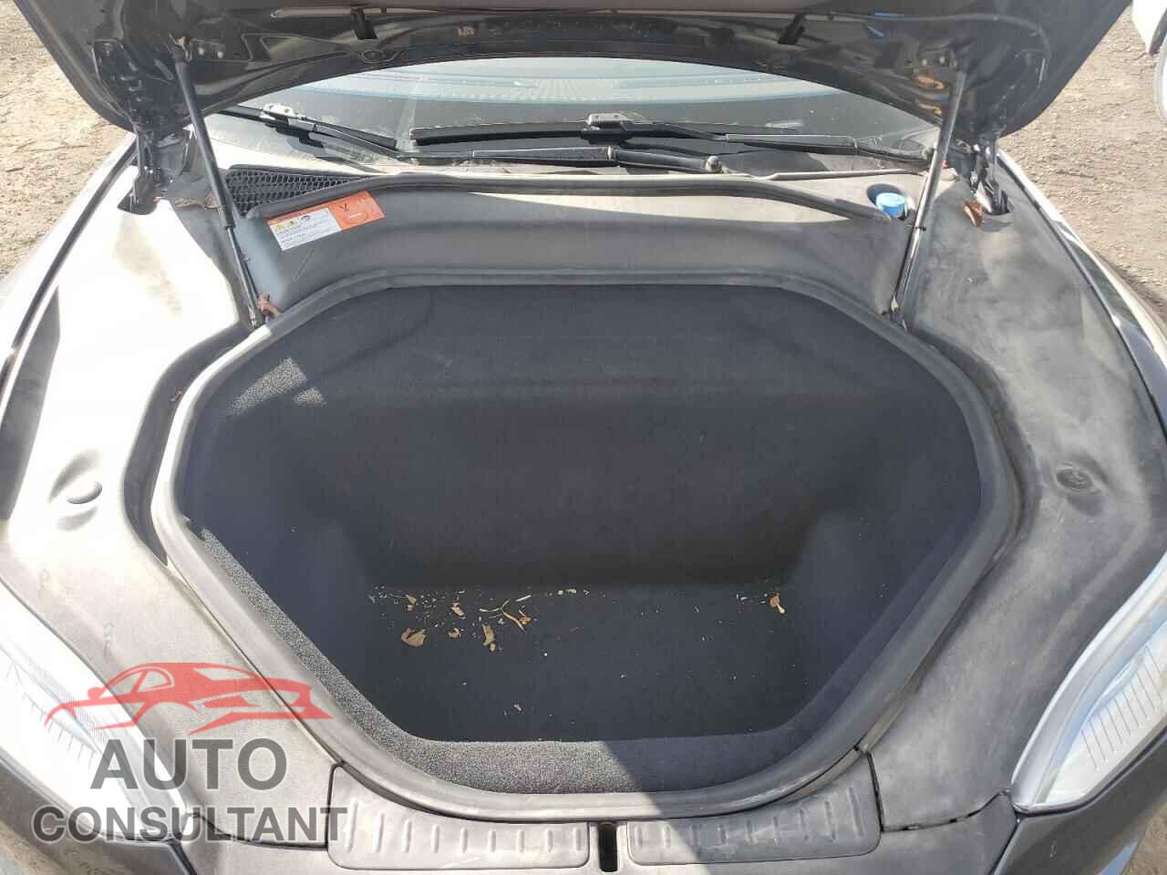 TESLA MODEL S 2015 - 5YJSA1S26FF092011