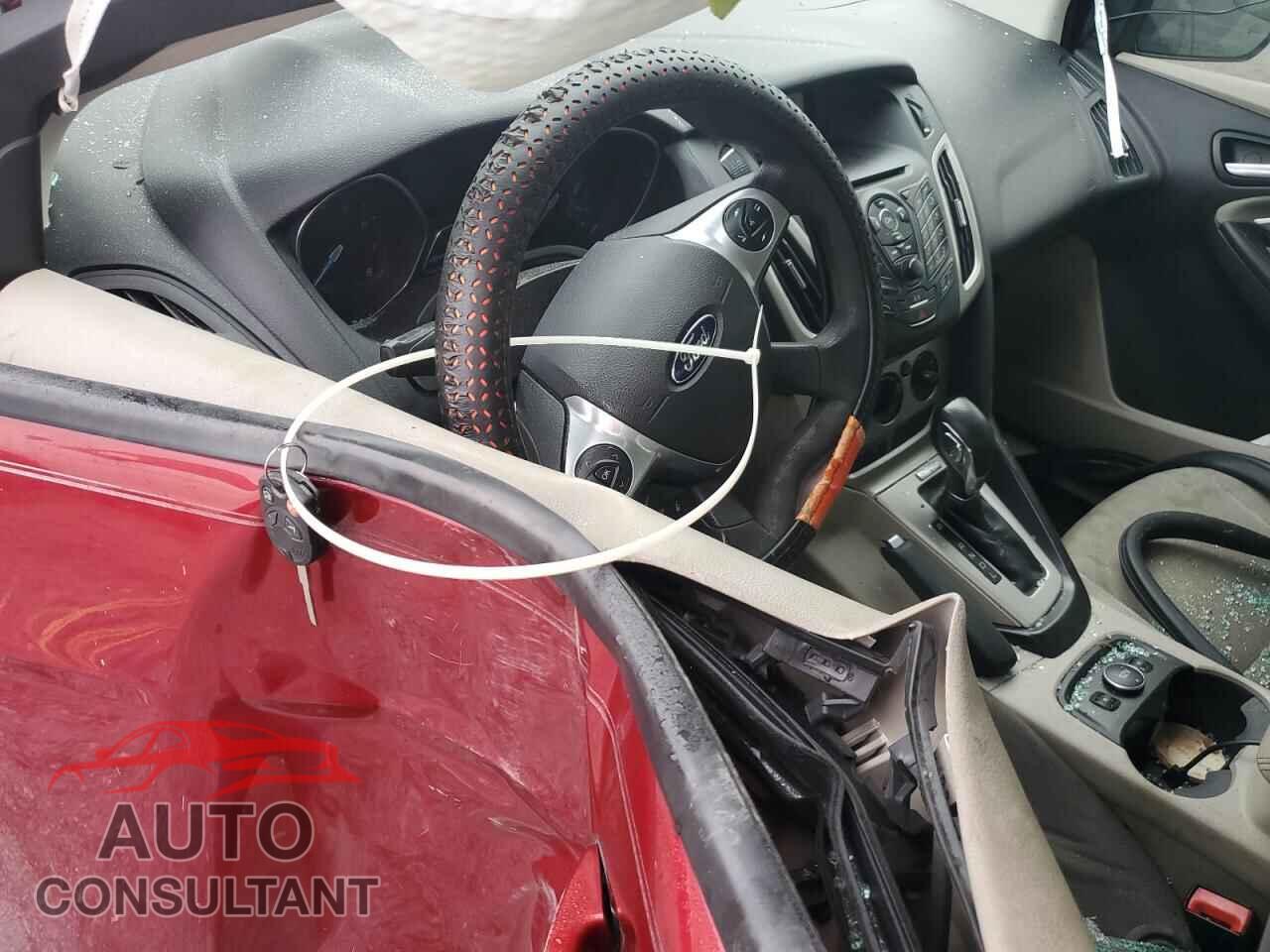 FORD FOCUS 2014 - 1FADP3F23EL232790