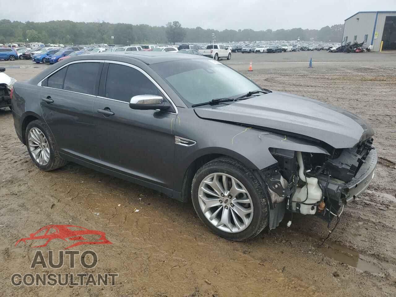 FORD TAURUS 2018 - 1FAHP2F80JG127501