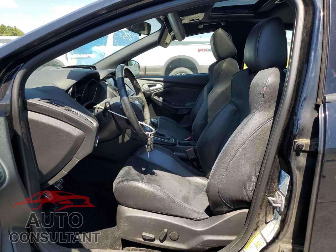FORD FOCUS 2016 - WF0DP3TH3G4117930