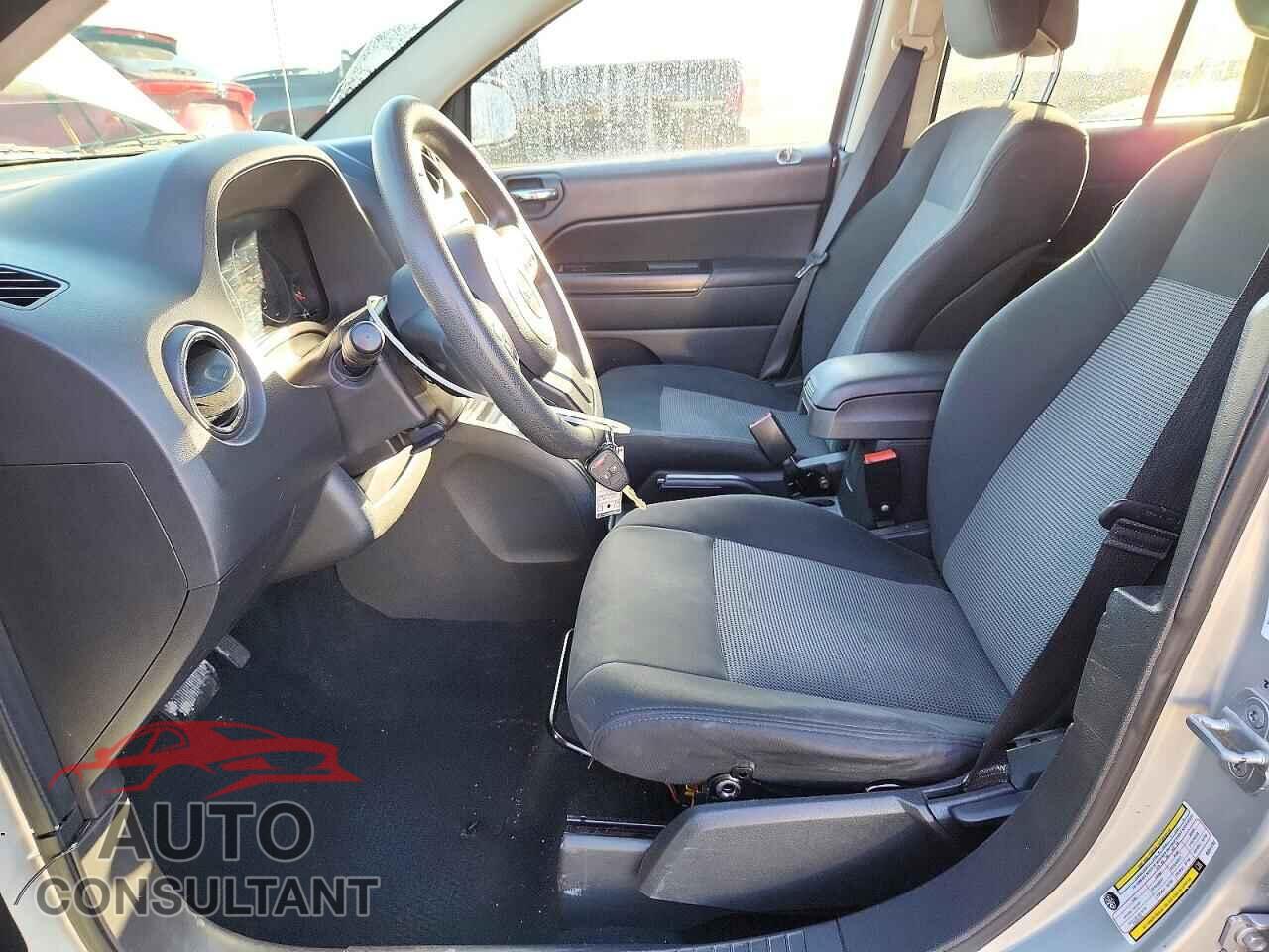 JEEP COMPASS 2011 - 1J4NF1FB1BD141782