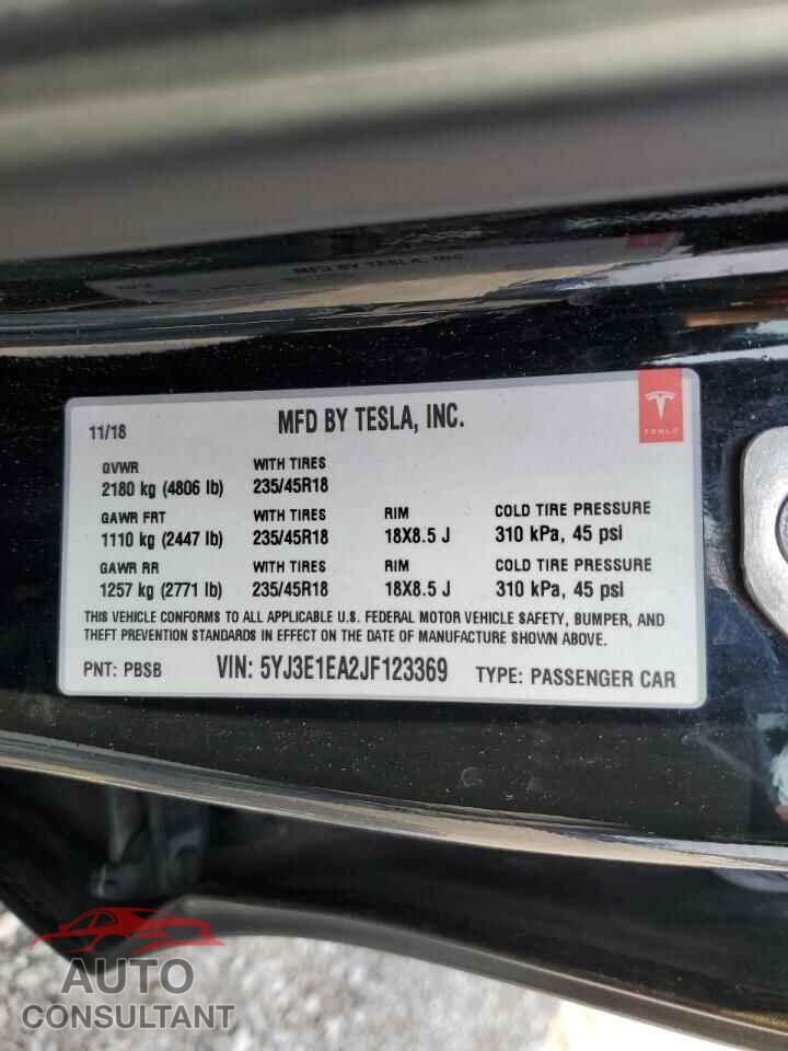TESLA MODEL 3 2018 - 5YJ3E1EA2JF123369