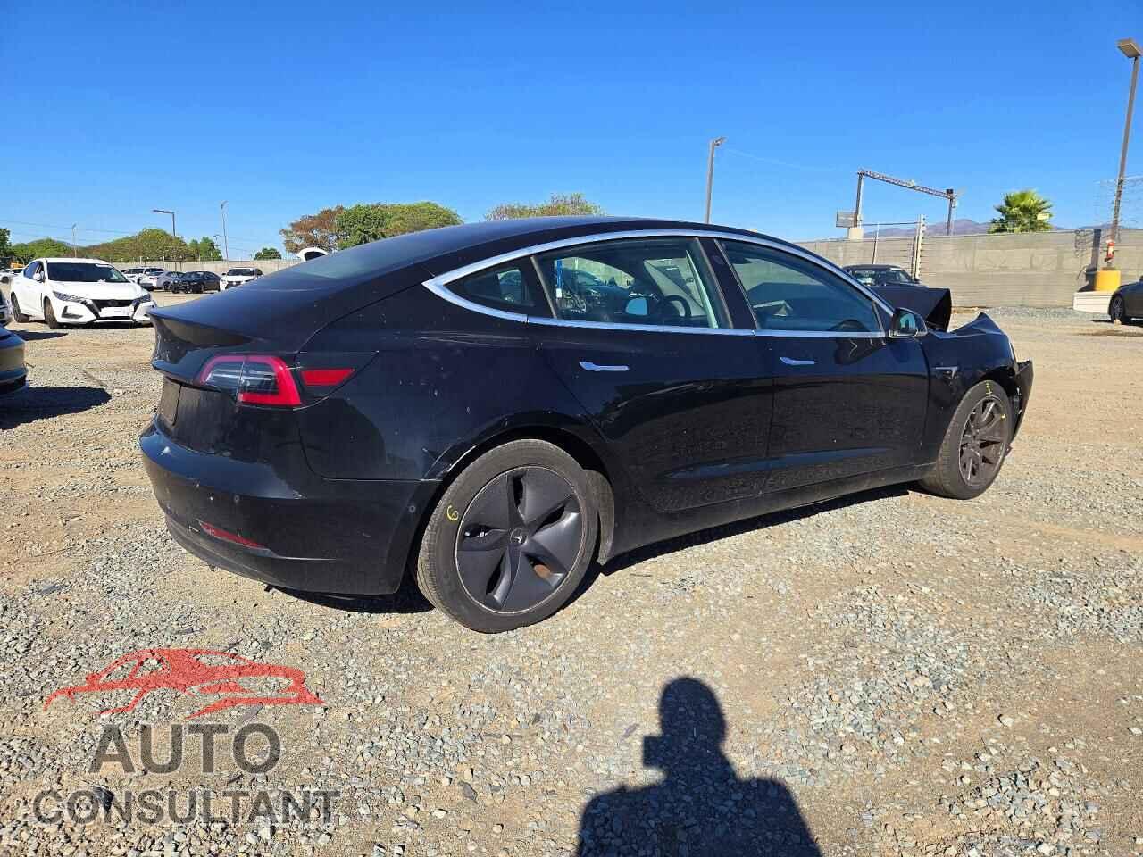 TESLA MODEL 3 2019 - 5YJ3E1EA3KF316826