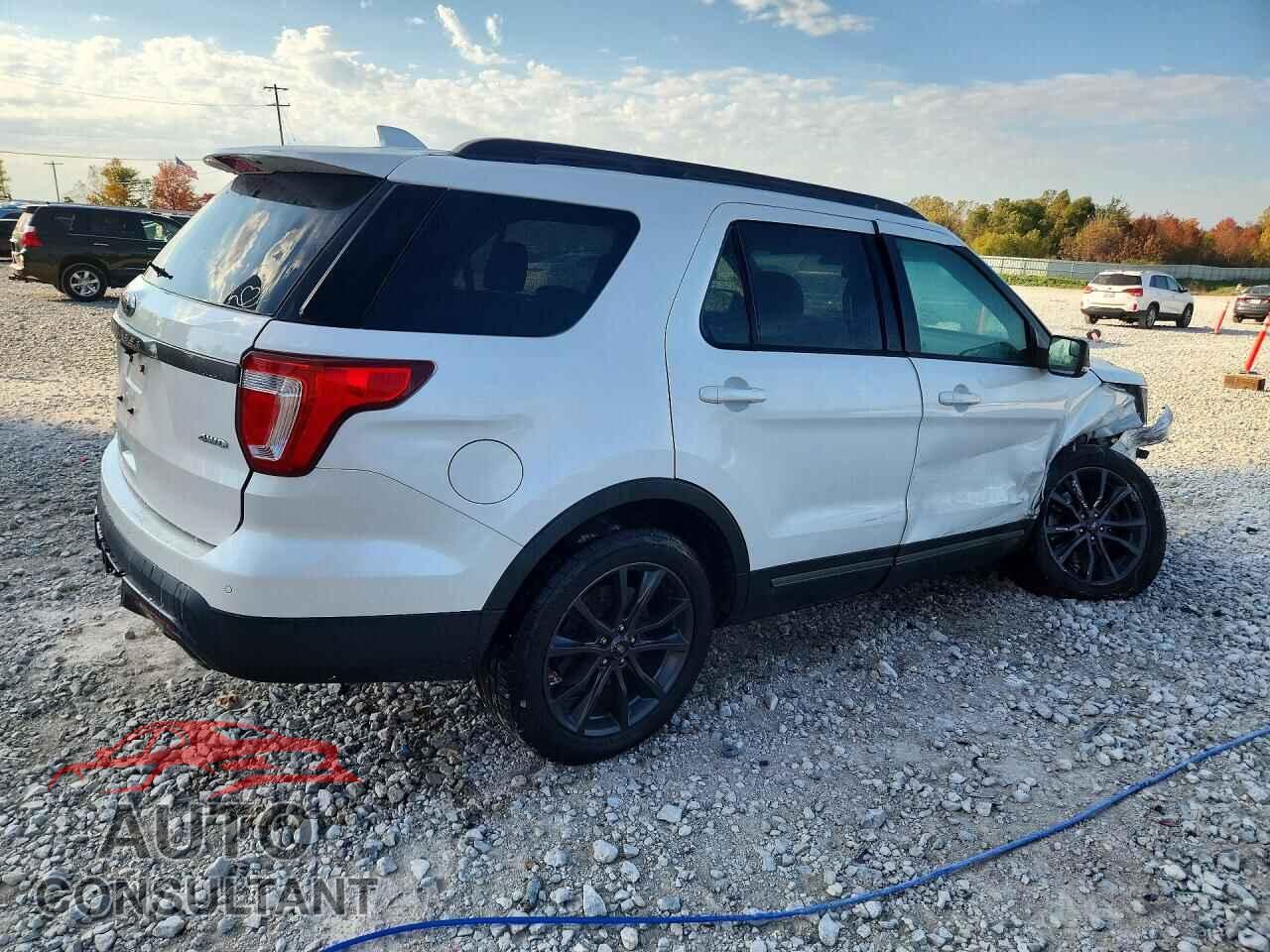 FORD EXPLORER 2017 - 1FM5K8D89HGA98605