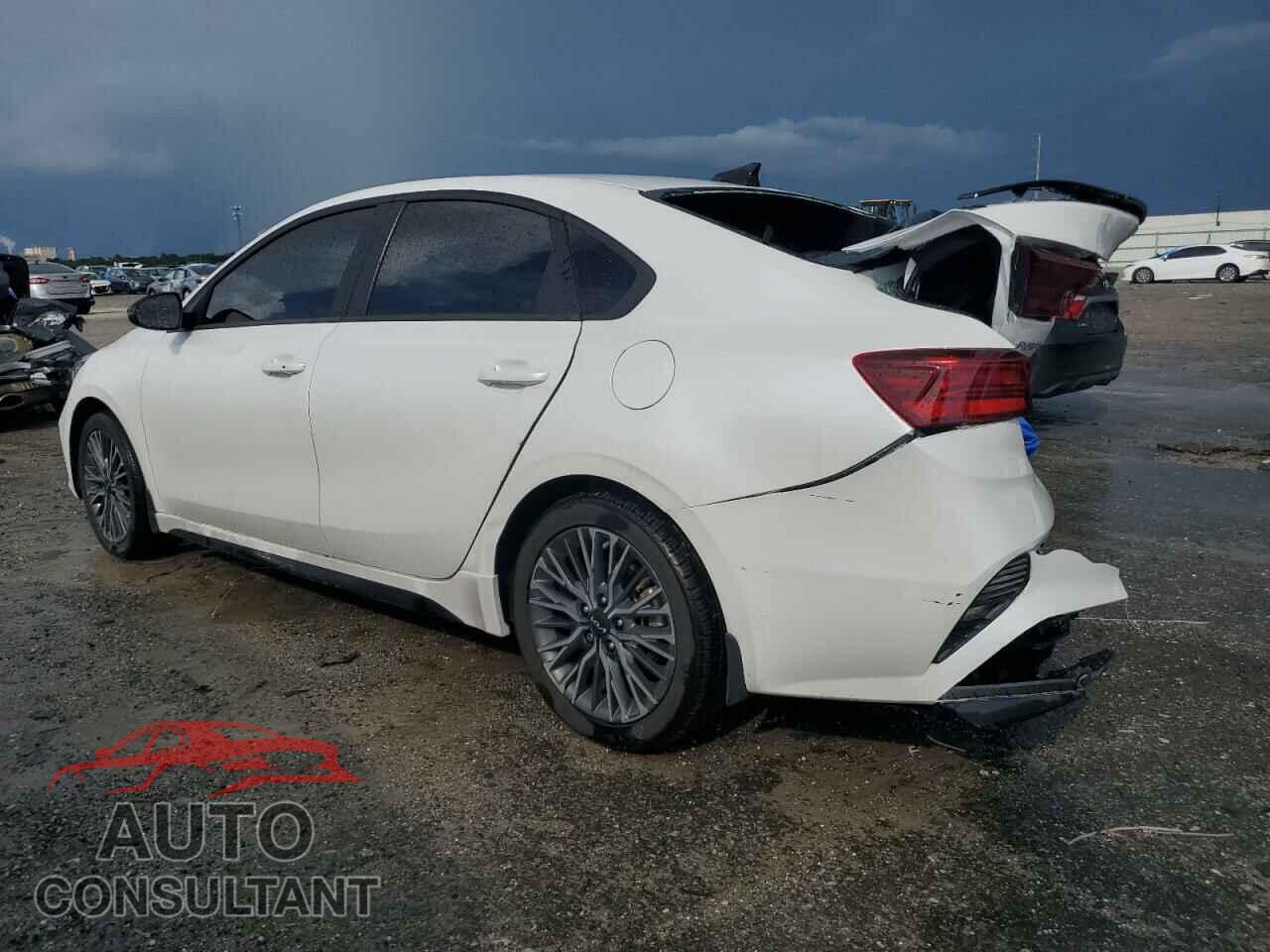 KIA FORTE 2023 - 3KPF54AD1PE565962