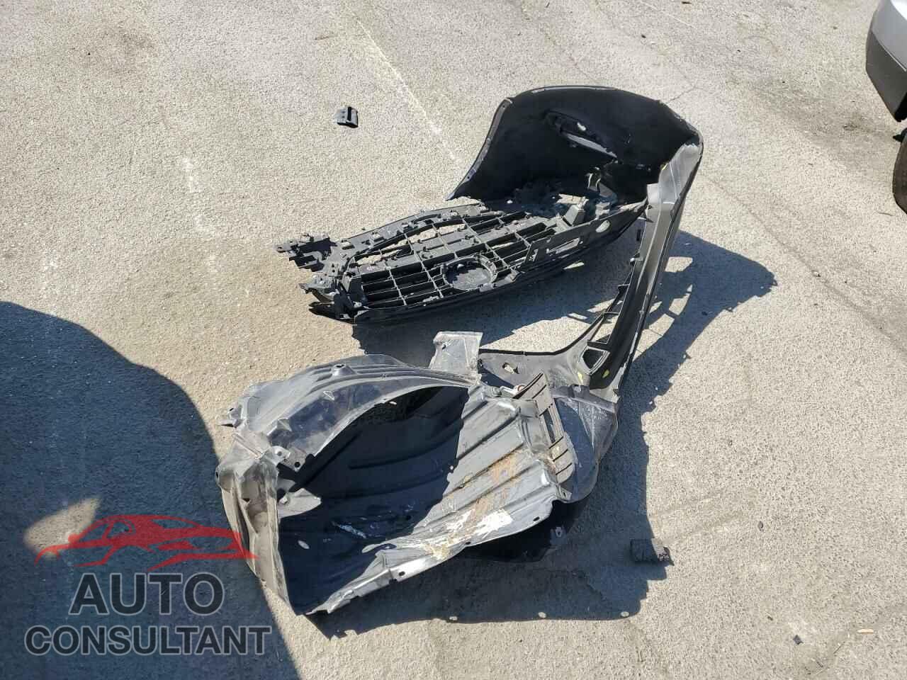 MAZDA 3 2018 - 3MZBN1M37JM202883