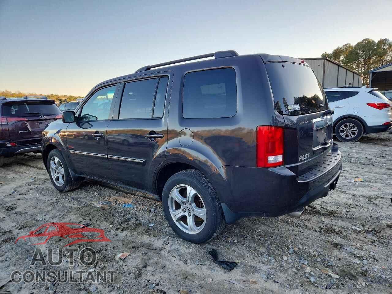 HONDA PILOT 2013 - 5FNYF4H50DB077922