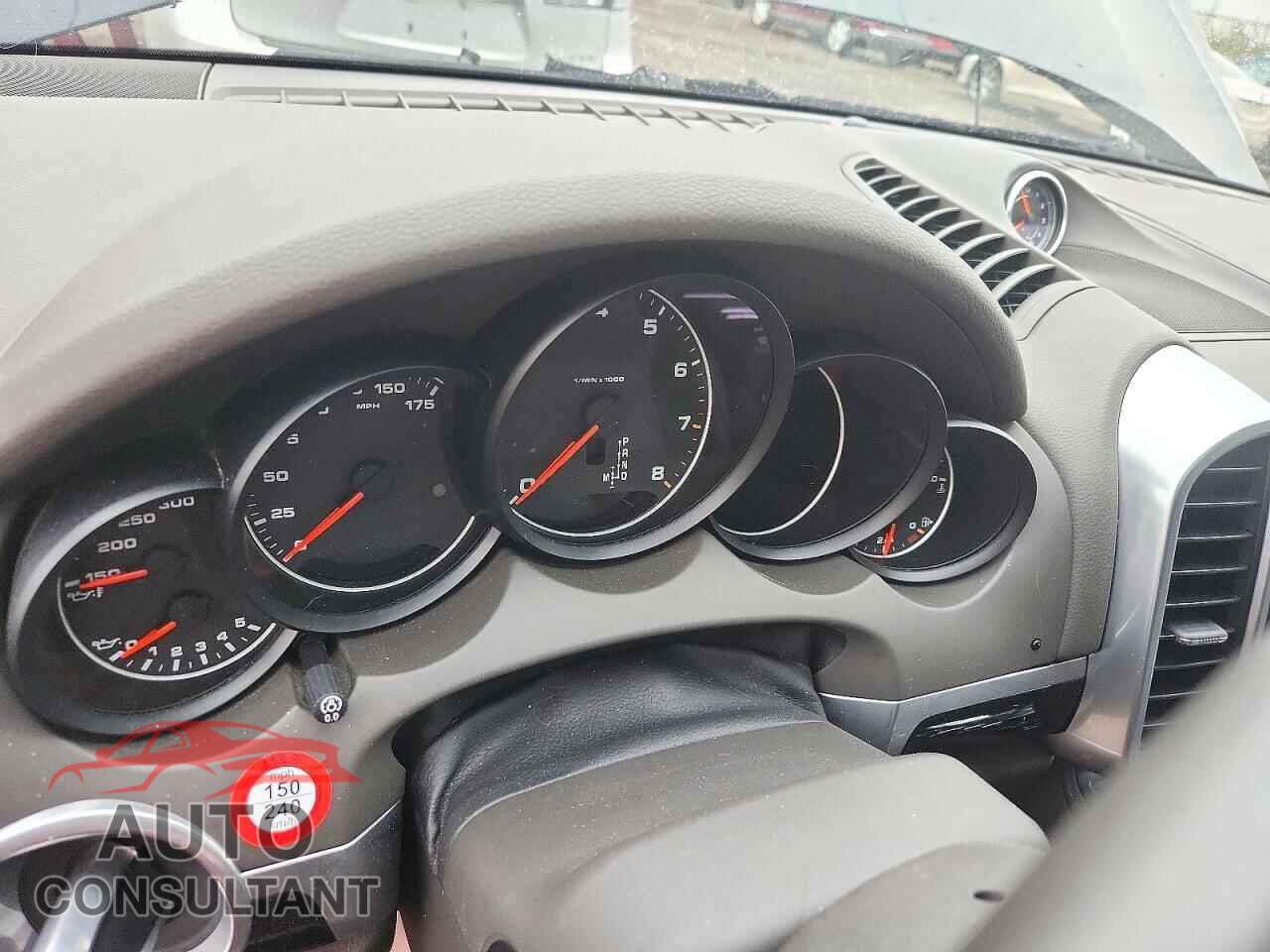 PORSCHE CAYENNE 2017 - WP1AA2A23HKA86612