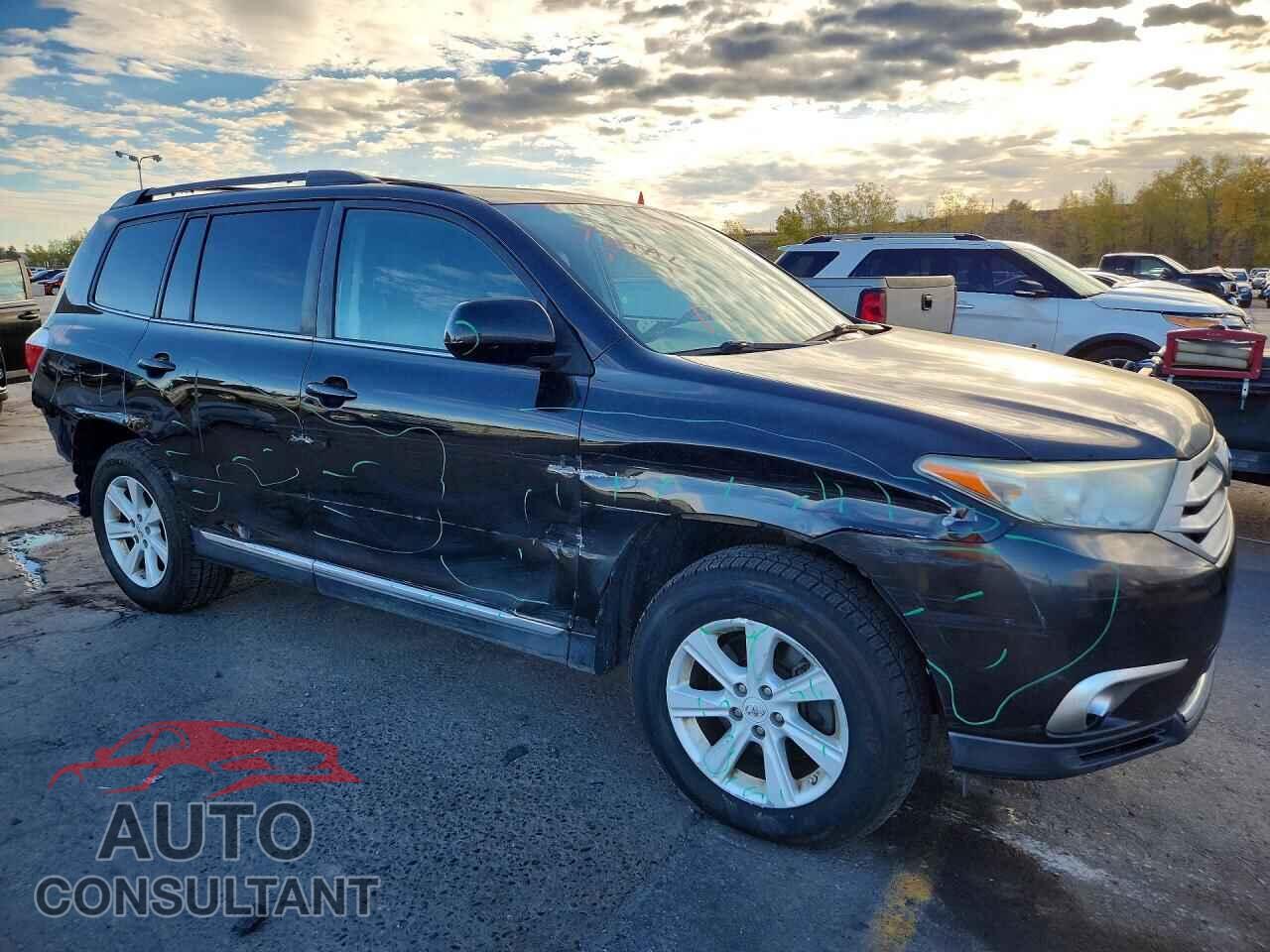 TOYOTA HIGHLANDER 2012 - 5TDBK3EH2CS149384