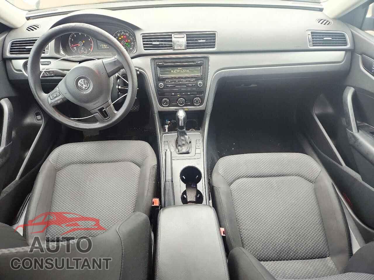 VOLKSWAGEN PASSAT 2013 - 1VWAP7A3XDC061908