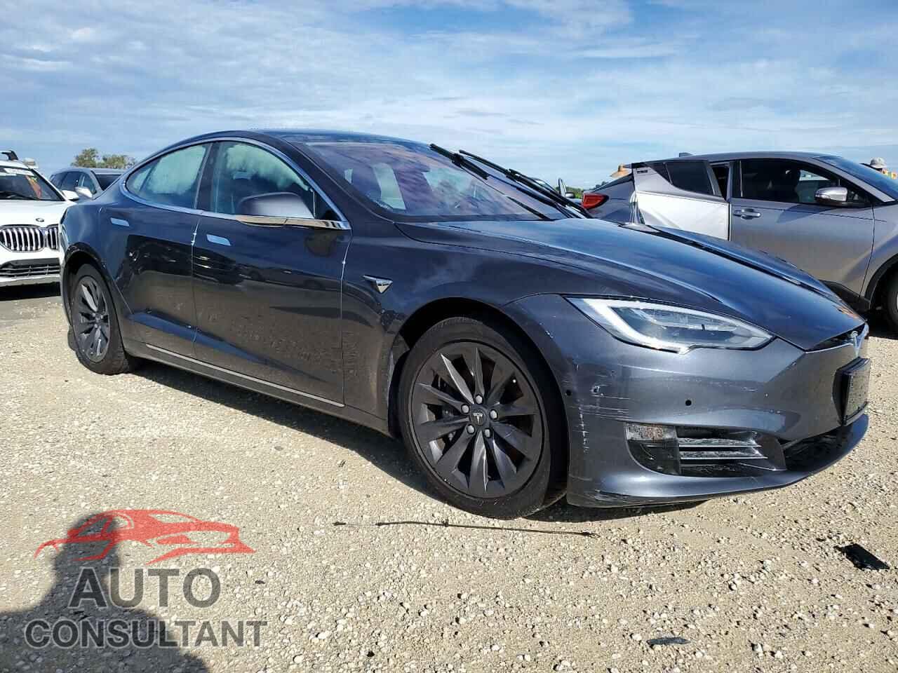 TESLA MODEL S 2017 - 5YJSA1E28HF217427
