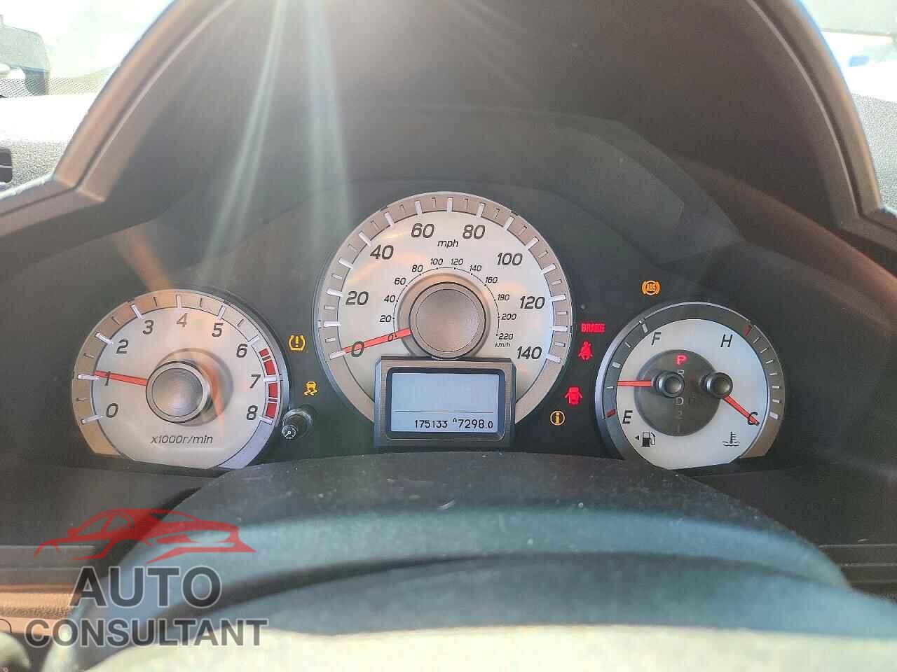 HONDA PILOT 2012 - 5FNYF3H96CB036285