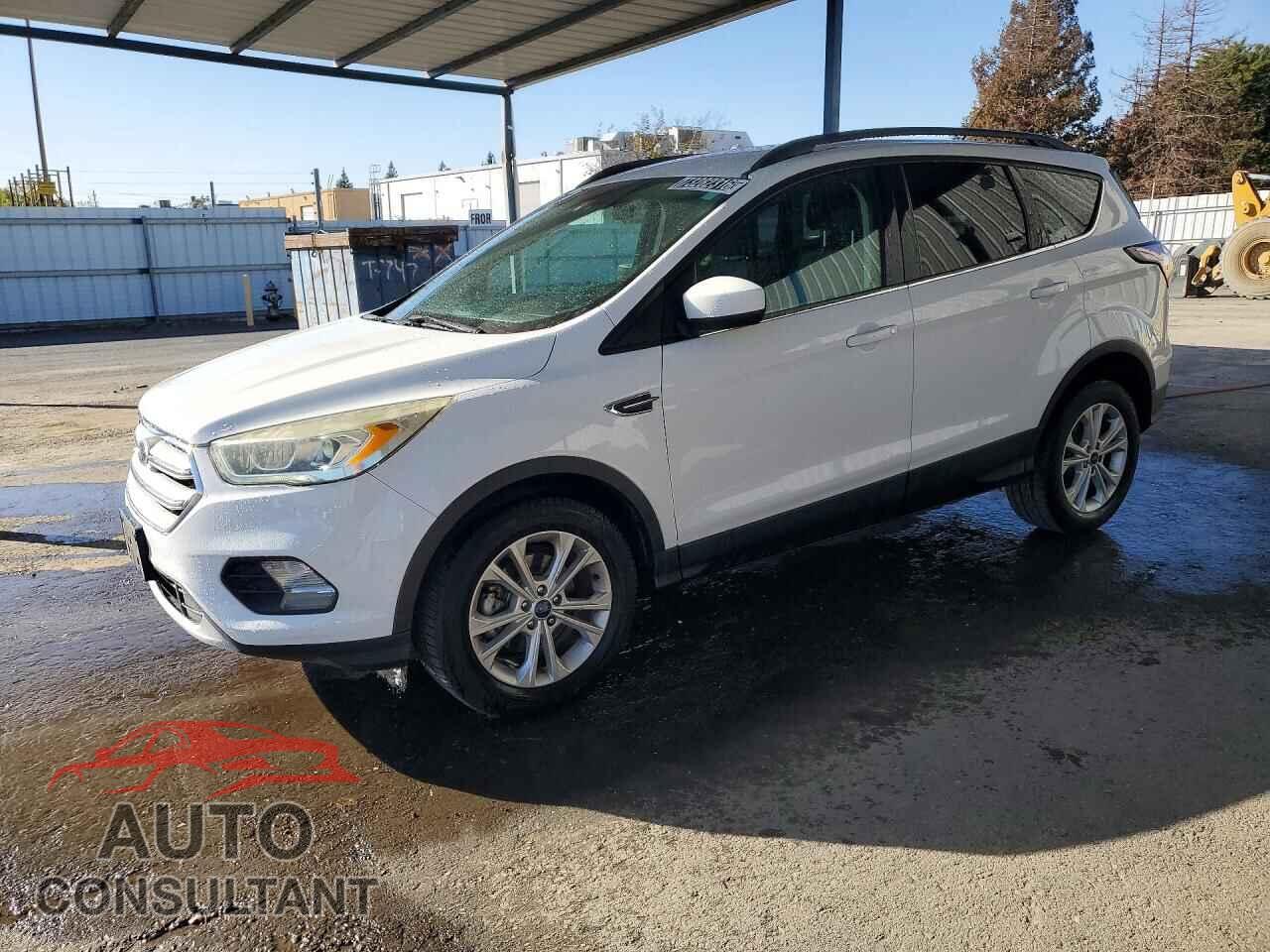 FORD ESCAPE 2017 - 1FMCU0GD6HUE76876