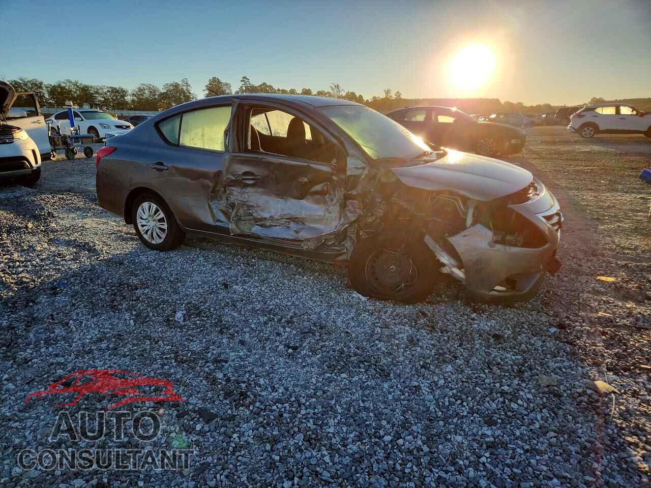 NISSAN VERSA 2017 - 3N1CN7AP1HL906954