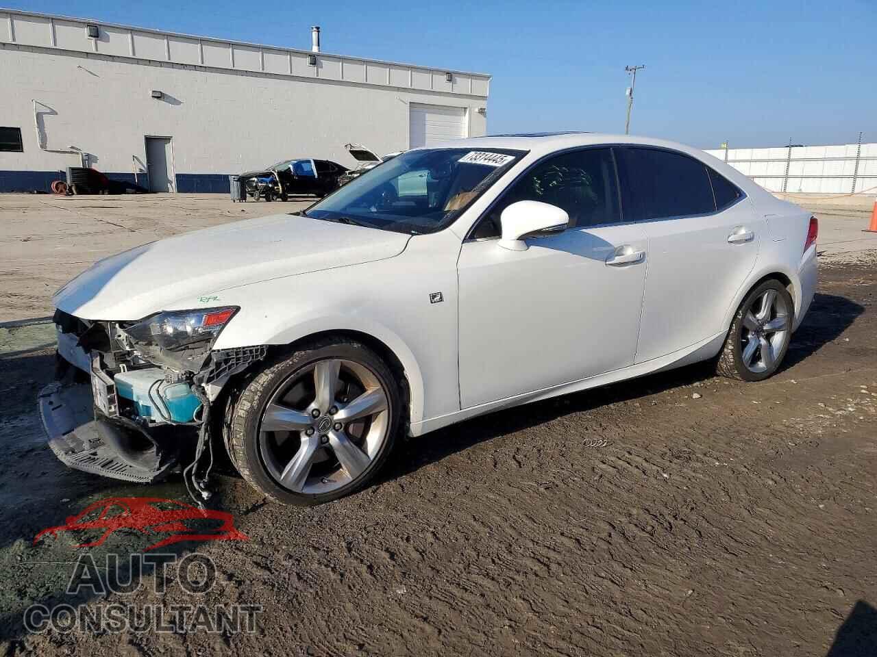 LEXUS IS 2014 - JTHCE1D25E5002254