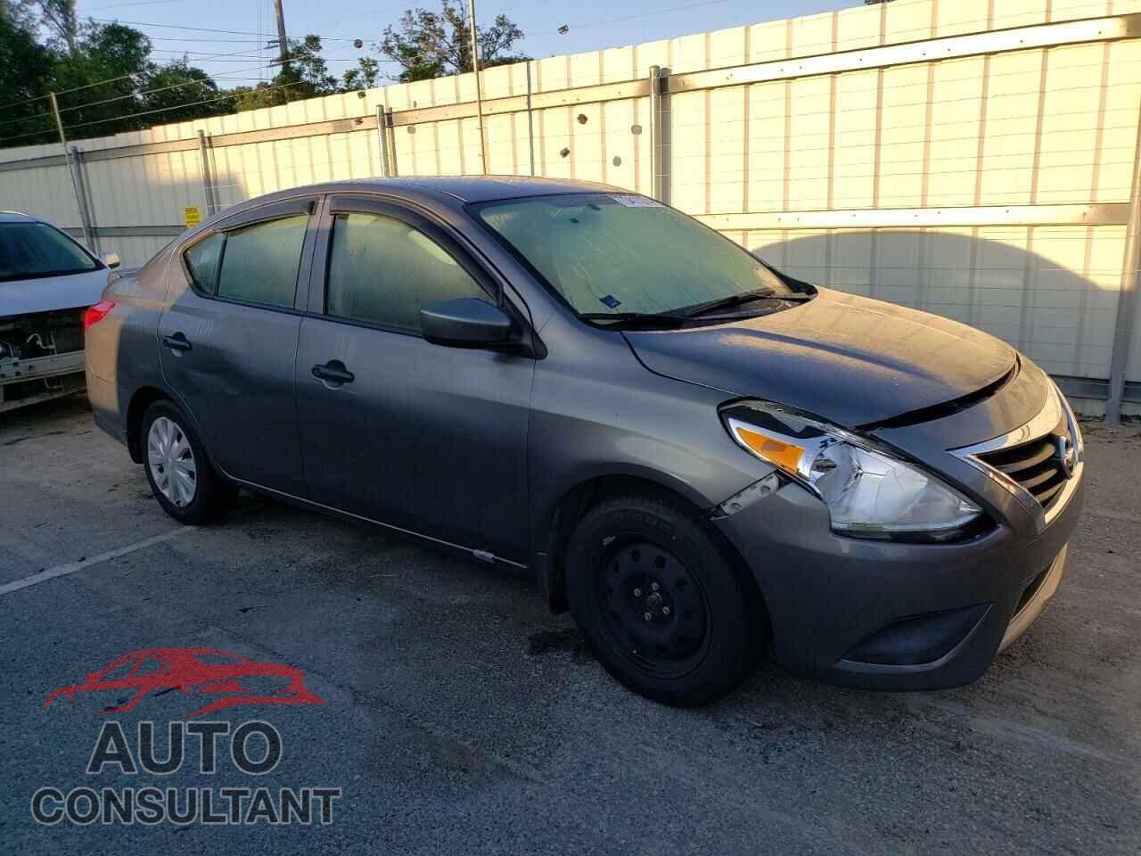 NISSAN VERSA 2017 - 3N1CN7AP3HL810310