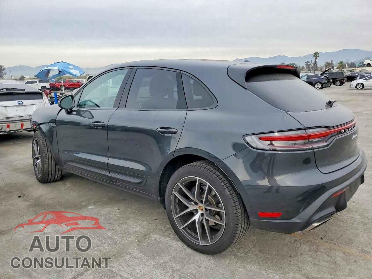 PORSCHE MACAN BASE 2024 - WP1AA2A50RLB15439