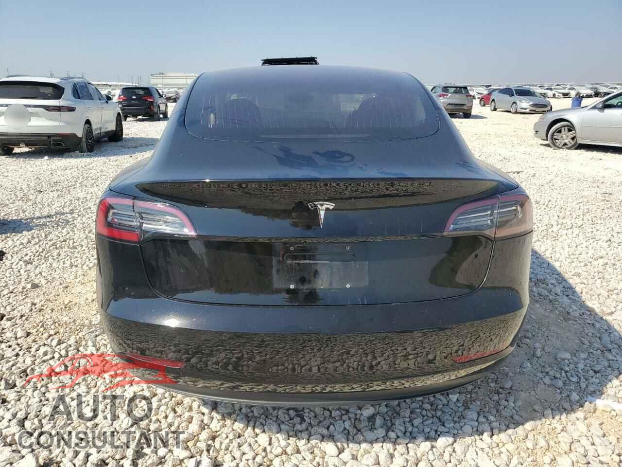 TESLA MODEL 3 2018 - 5YJ3E1EA0JF166012