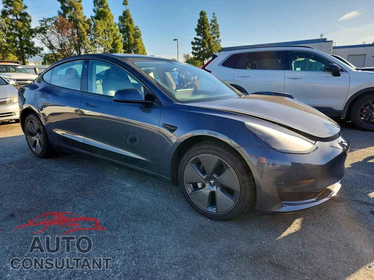 TESLA MODEL 3 2023 - 5YJ3E1EA5PF560243