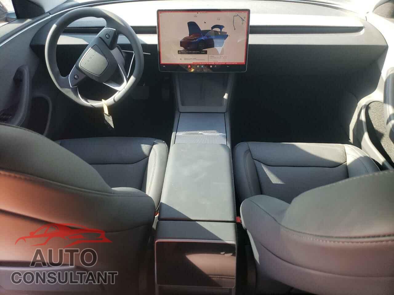 TESLA MODEL 3 2024 - 5YJ3E1EA7RF849286