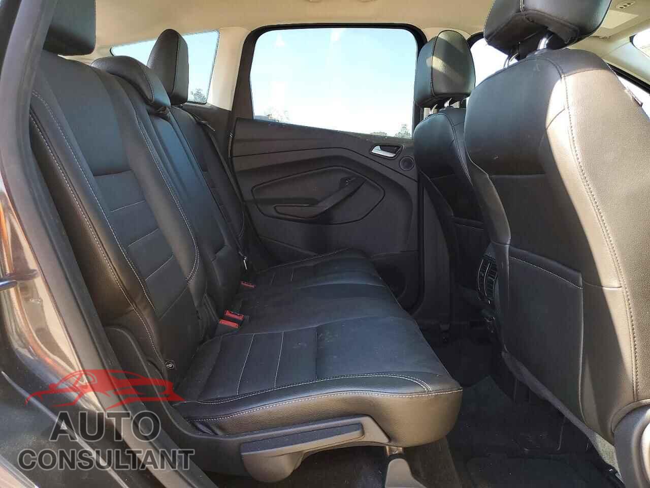 FORD CMAX 2015 - 1FADP5BU5FL104507