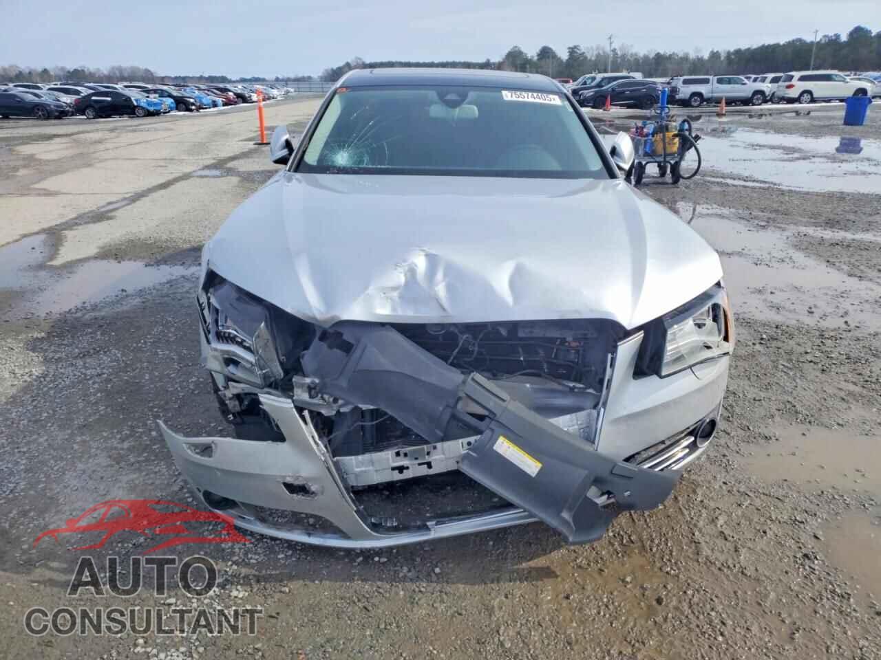 AUDI A8 2012 - WAURVAFD5CN008690